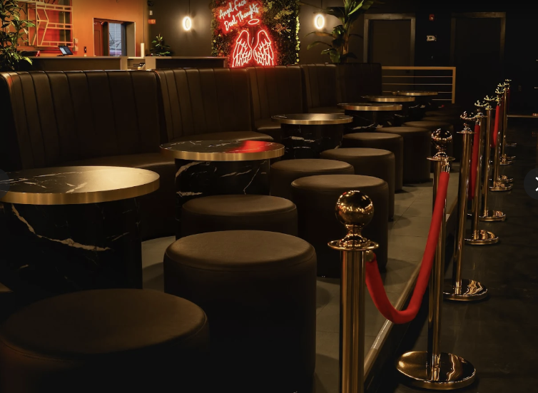 Whiskey Lounge