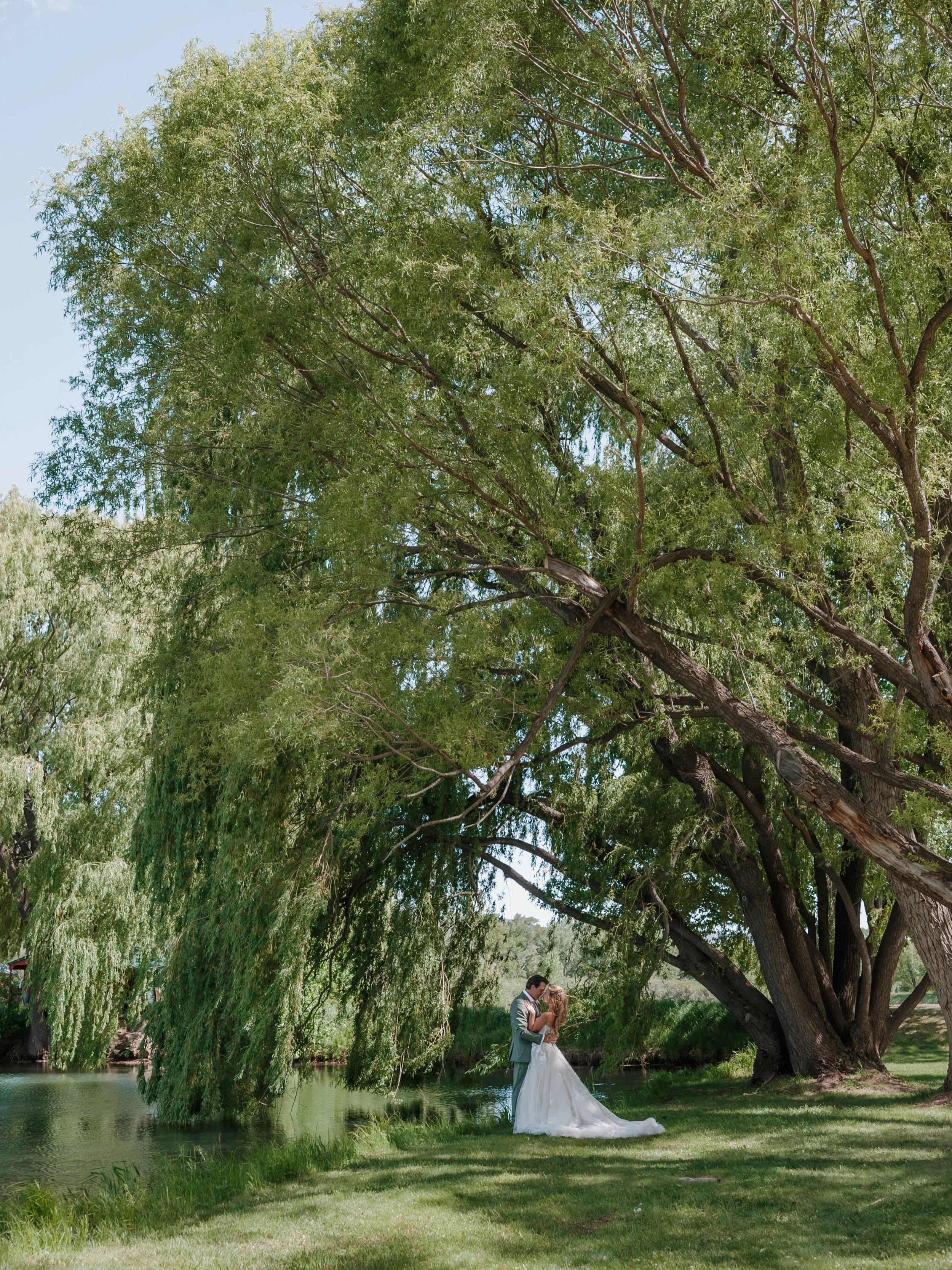 We 💜 you Kyle and Tess! 

We knew this wedding was going to be a good time but man did it surpass our expectations! Thanks to you both for letting us be a part of your journey. 

#coloradoelopementphotographer #durangoweddingphotographer #durangoco 