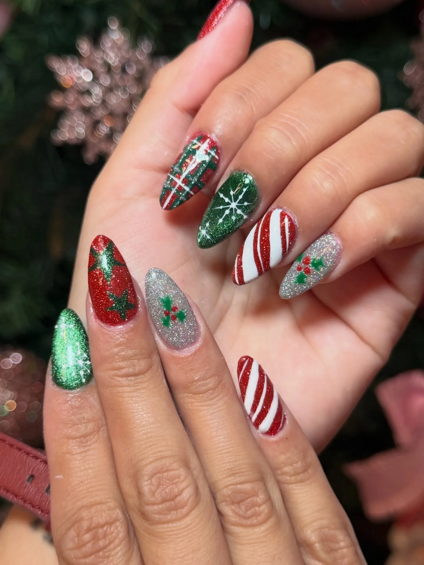 The most wonderful time of the year 🎄🕯️✨