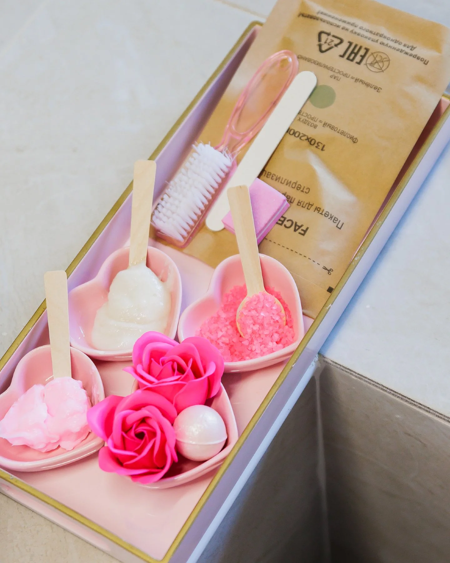 Our pedicure rituals are all about care, comfort, and intention ✨
Gentle exfoliation, soothing textures, and a moment just for you.

📍We offer professional pedicure services in San Antonio with a focus on hygiene, comfort, and premium products. Loca