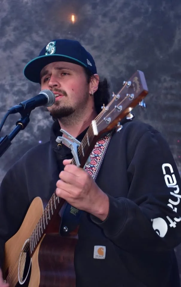 Jacob Shales at Watermill on The Ave