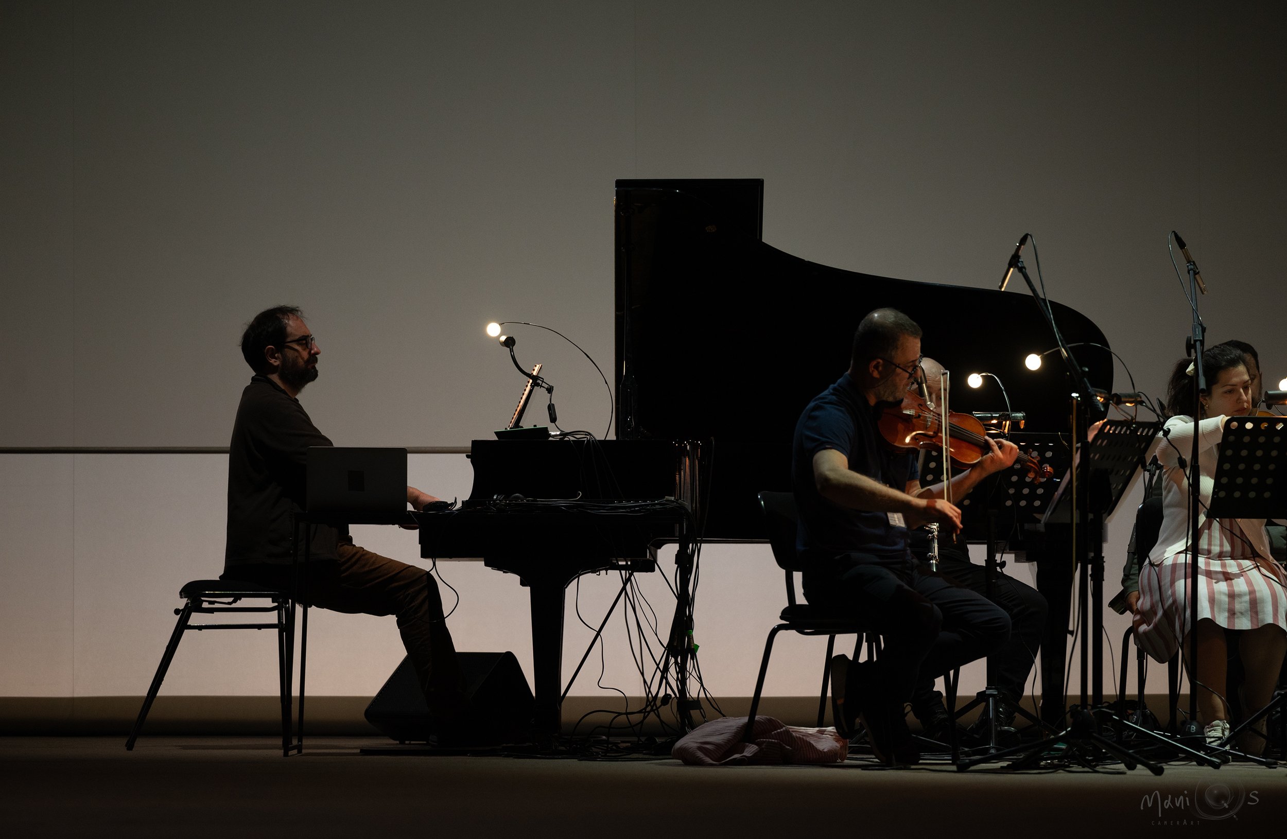 FZ_press photos_manos manios_06.jpg