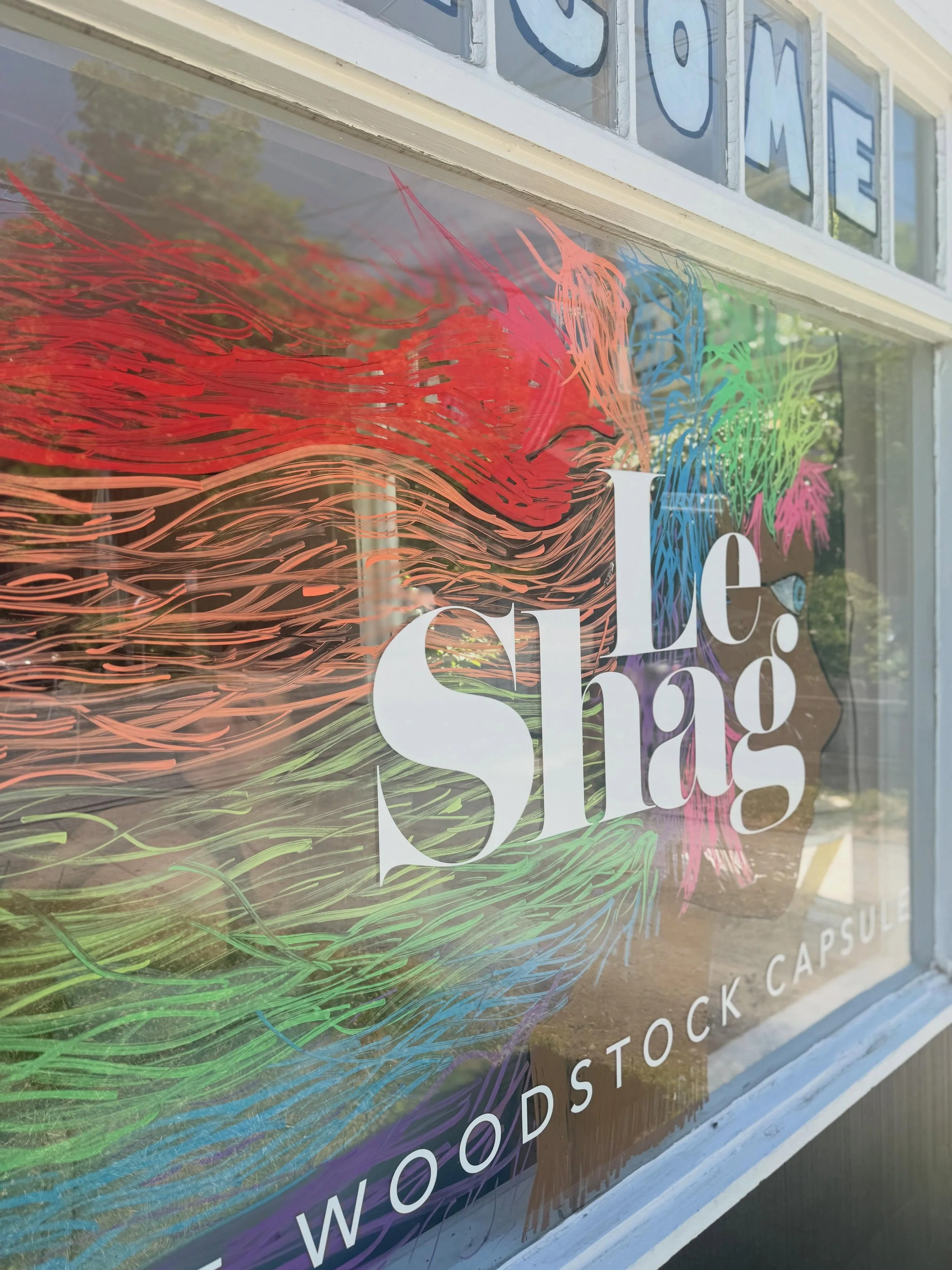 💙Windows of Woodstock💙

Getting glammed up at Le Shag @leshagbeauty in prep for Pride Weekend. Looking fabulous, Ella!!!

Our judging takes place Wednesday 4-6pm, get your windows ready!

#prideart #windowsofwoodstock #woodstockNYpride #woodstock #
