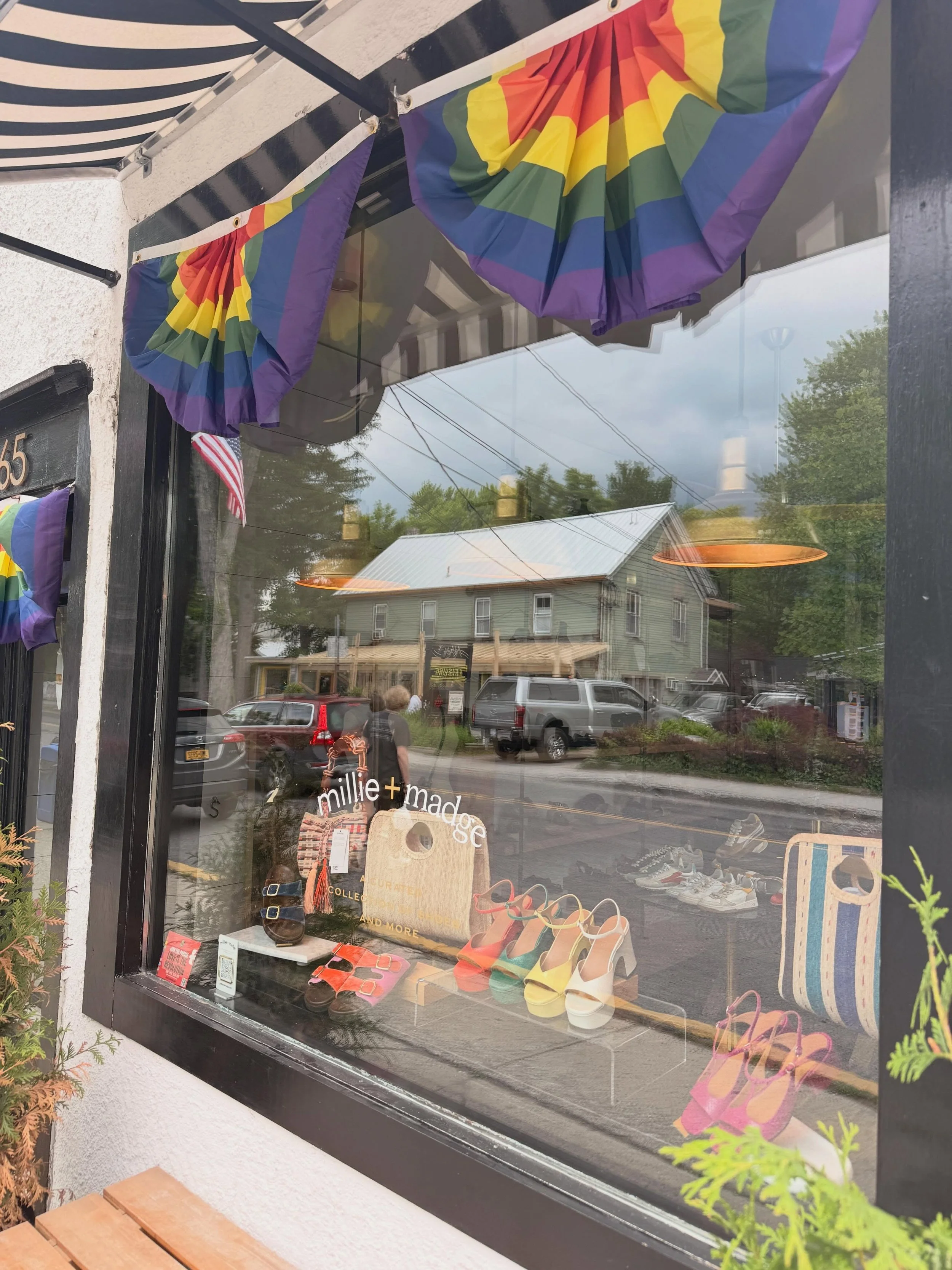 👠👞👡🥿A shoe for every foot in every color, shop local this weekend while you are in town and say hi to Millie + Madge. You&rsquo;ll be sure to find a shoe that fits!

#windowsofwoodstock #pride #upstatepride #pride2026