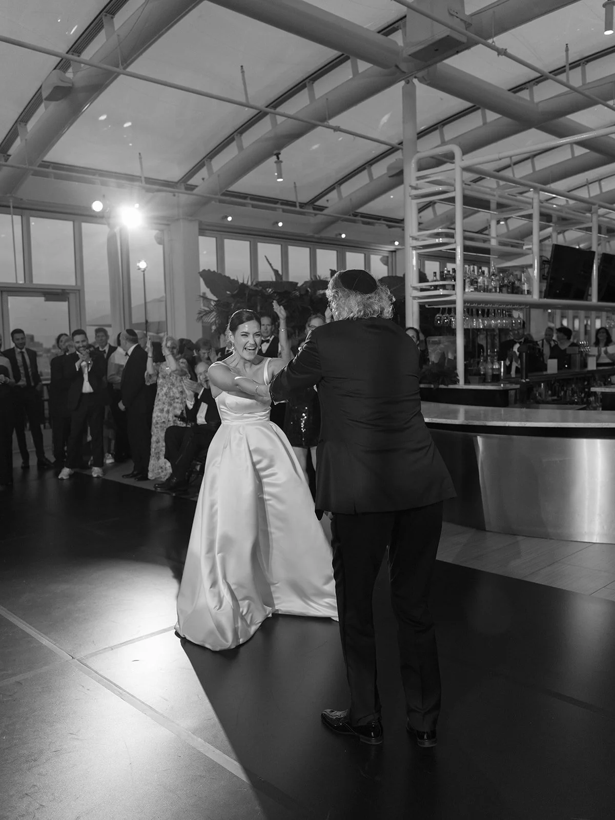 lush-Curaçao-chicago-wedding-offshore-rooftop-navy-pier-beth-bernstein-events_038.JPG