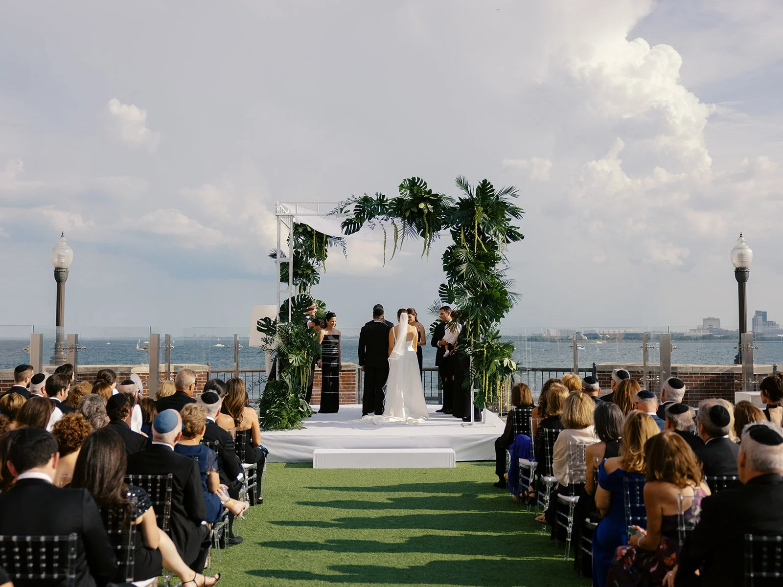 lush-Curaçao-chicago-wedding-offshore-rooftop-navy-pier-beth-bernstein-events_018.JPG