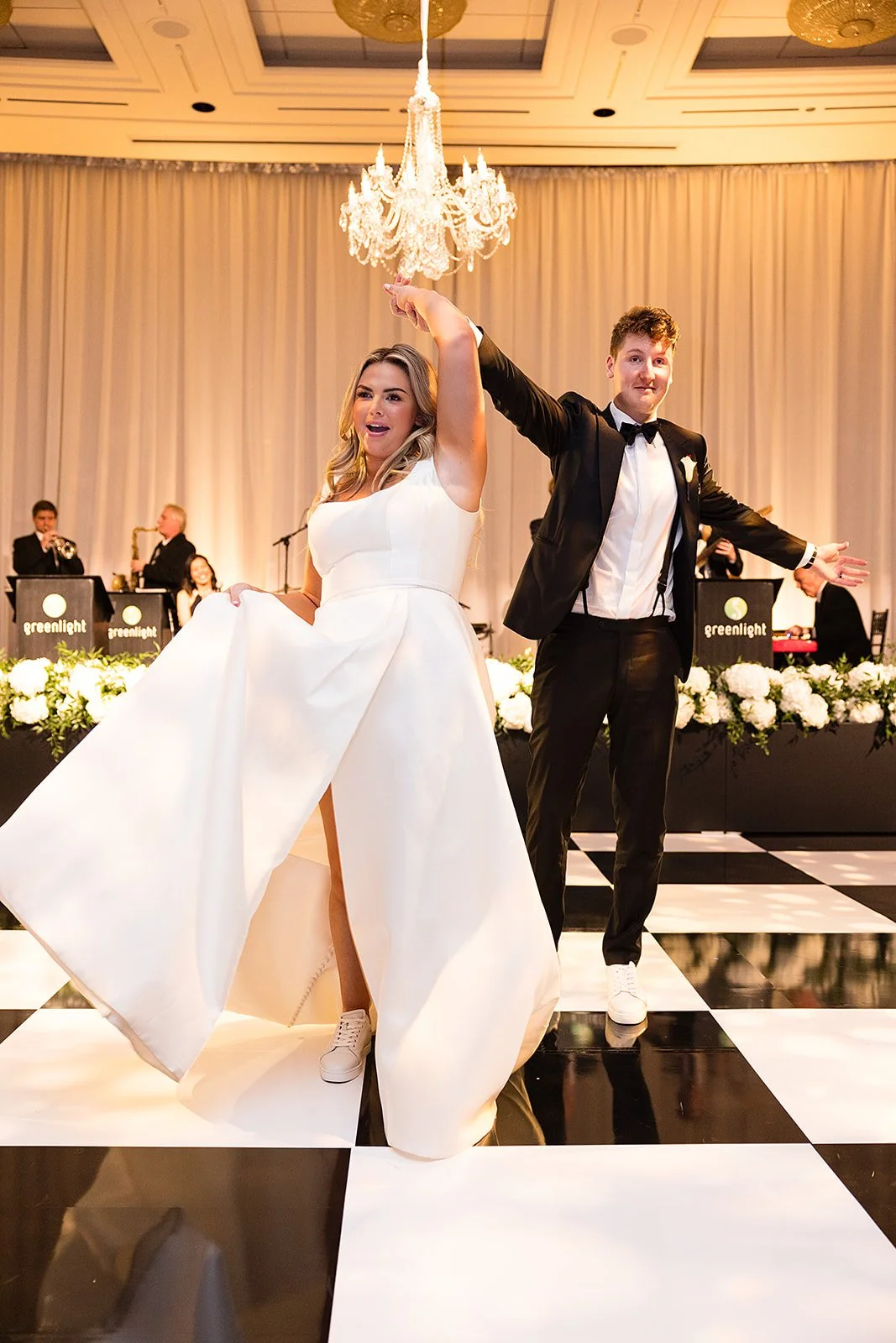 beth-bernstein-events-peninsula-chicago-wedding-dancing.jpg