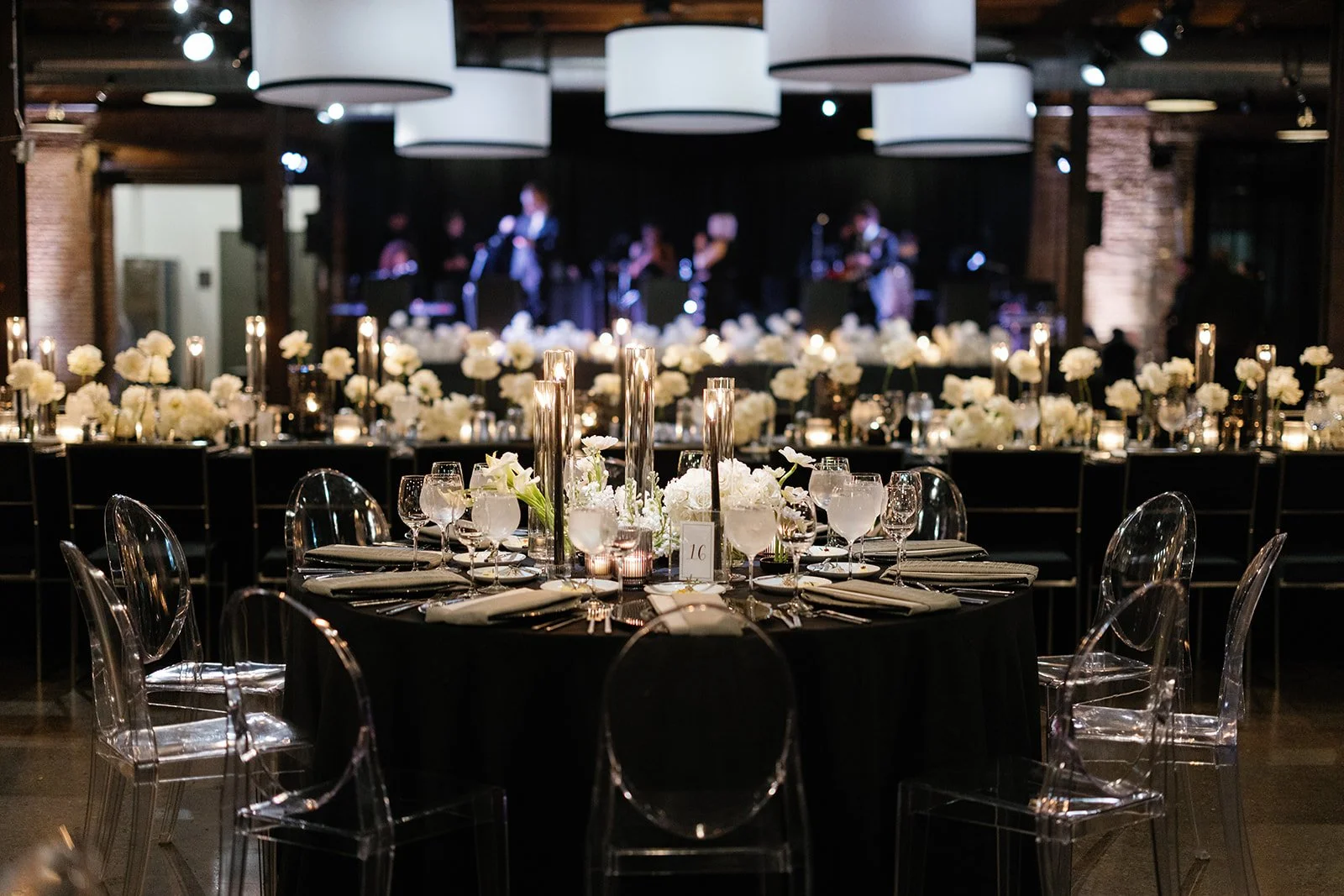 beth-bernstein-events-chicago-wedding-modern.jpg