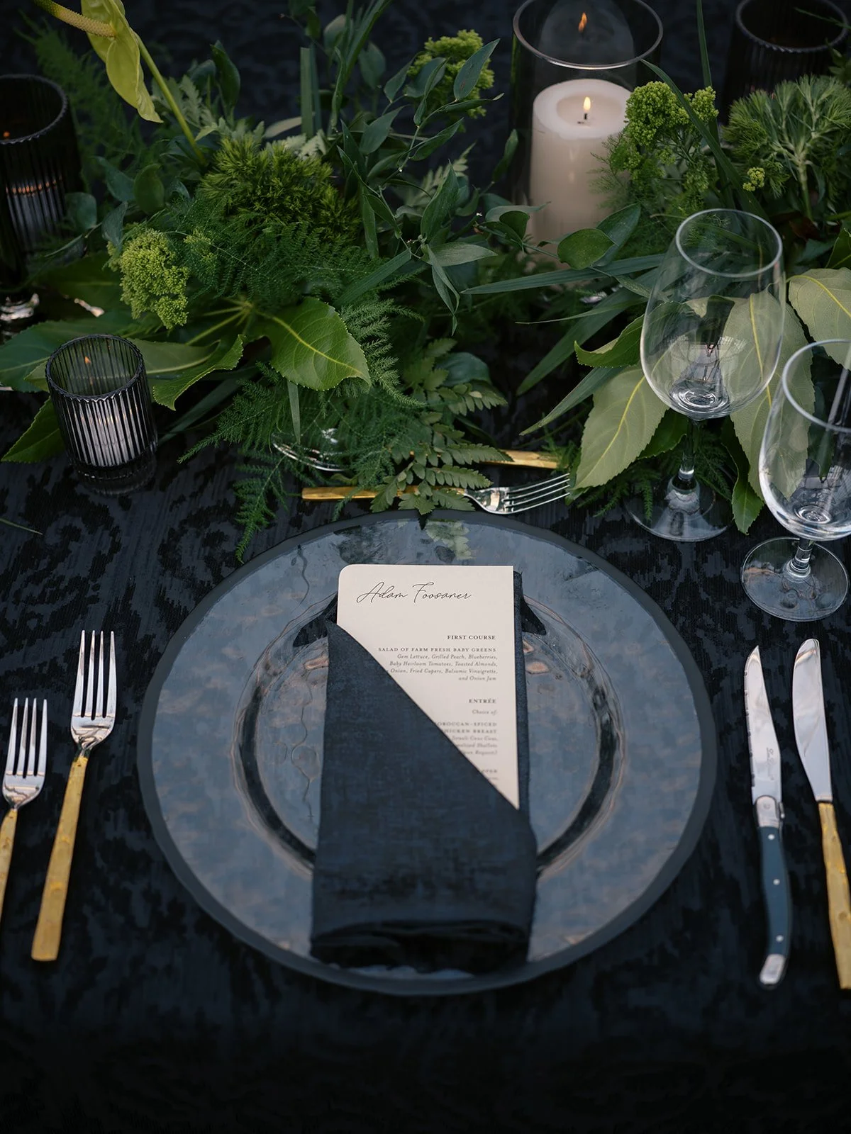 lush-Curaçao-chicago-wedding-offshore-rooftop-navy-pier-beth-bernstein-events_029.JPG