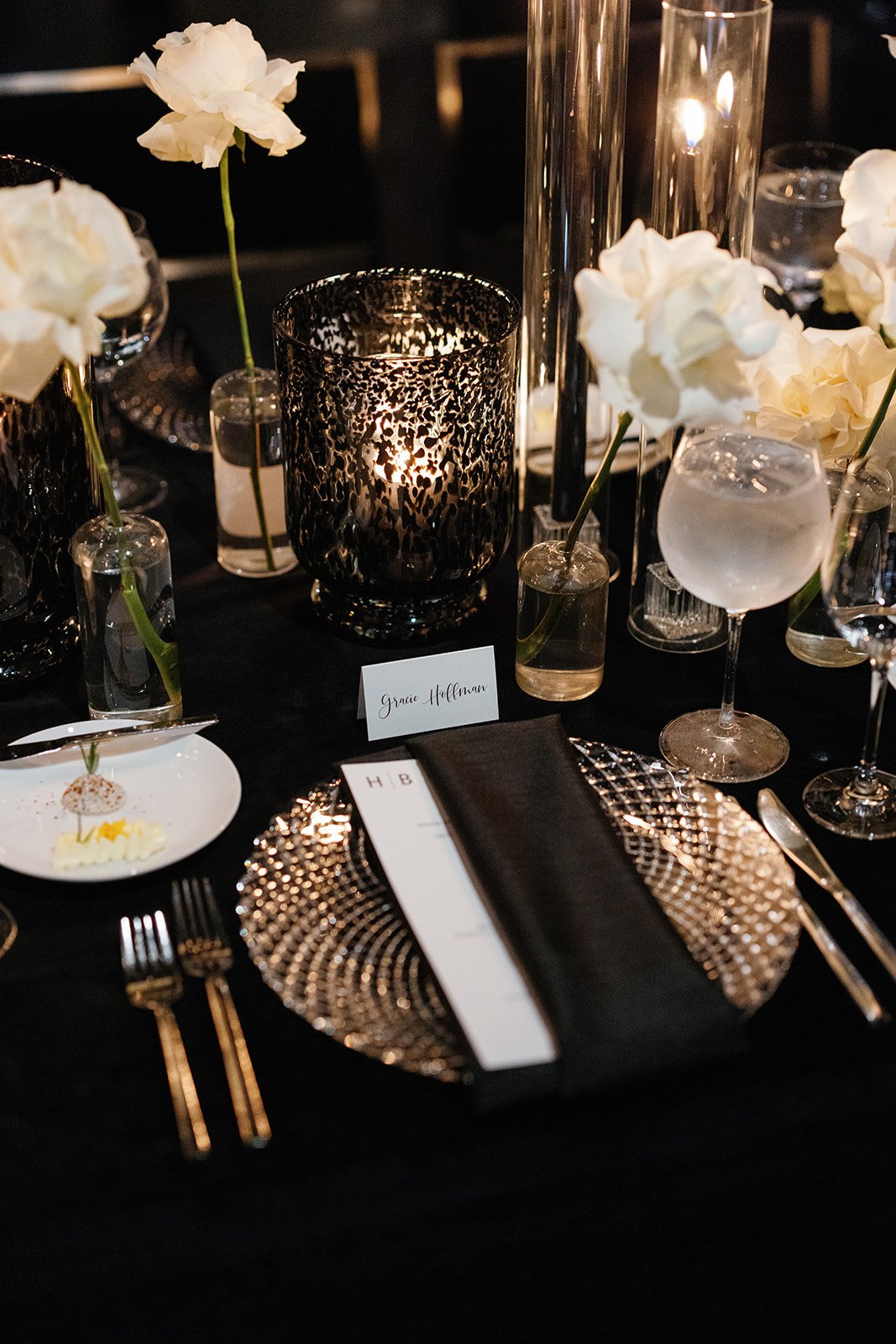 black-and-white-chicago-wedding-morganmfg-beth-bernstein-events_024.JPG