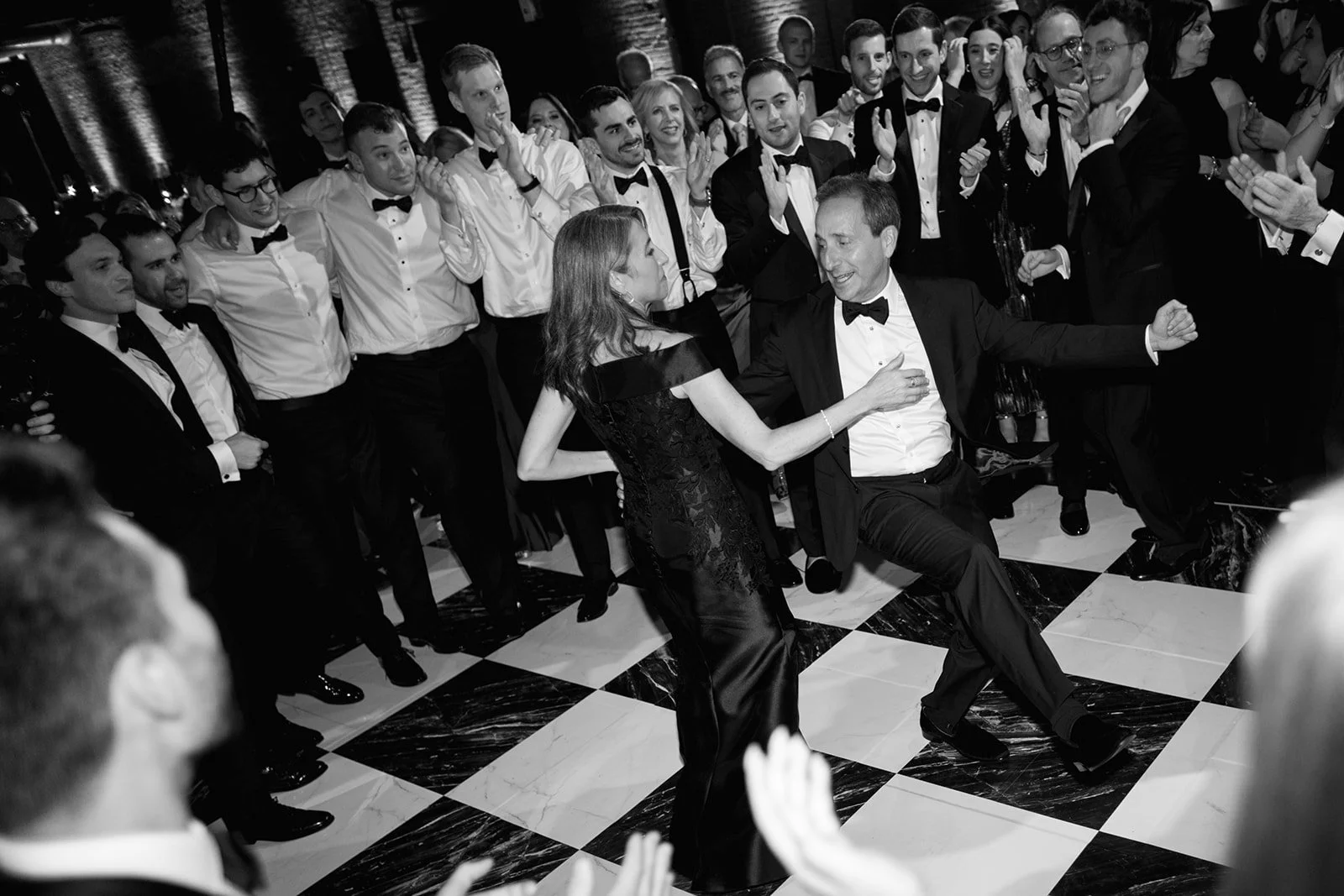 black-and-white-chicago-wedding-morganmfg-beth-bernstein-events_032.JPG