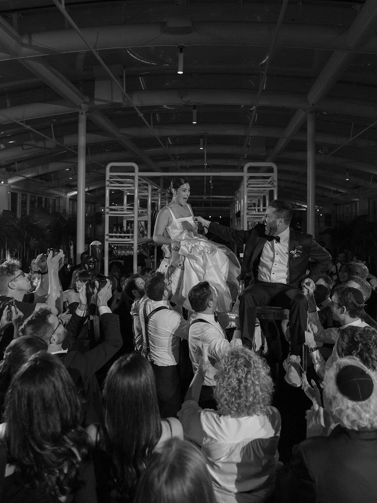lush-Curaçao-chicago-wedding-offshore-rooftop-navy-pier-beth-bernstein-events_006.JPG