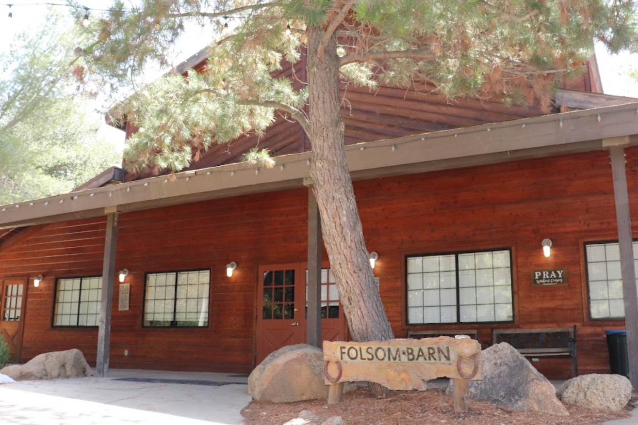 | Folsom Barn | is our largest indoor meeting and activity facility.  There is seating for up to 100 people. If you require additional seating, please contact our registrar. Limited AV/Sound equipment is also available.
Capacity: 300