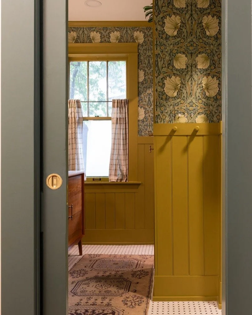 Happy Friday! See more of this amazing primary bathroom renovation next week.
#bathroom #renovations