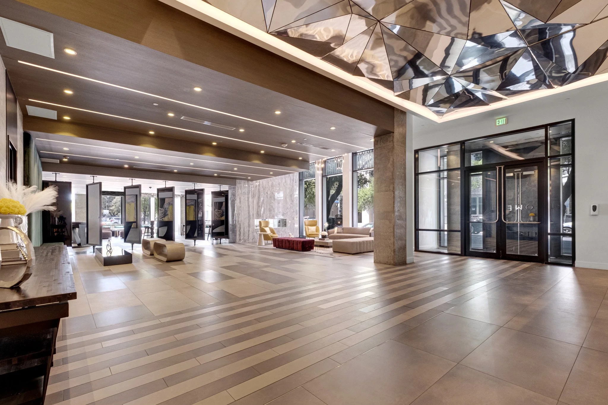 1211 Caroline 1801 - web (36 of 63).jpg