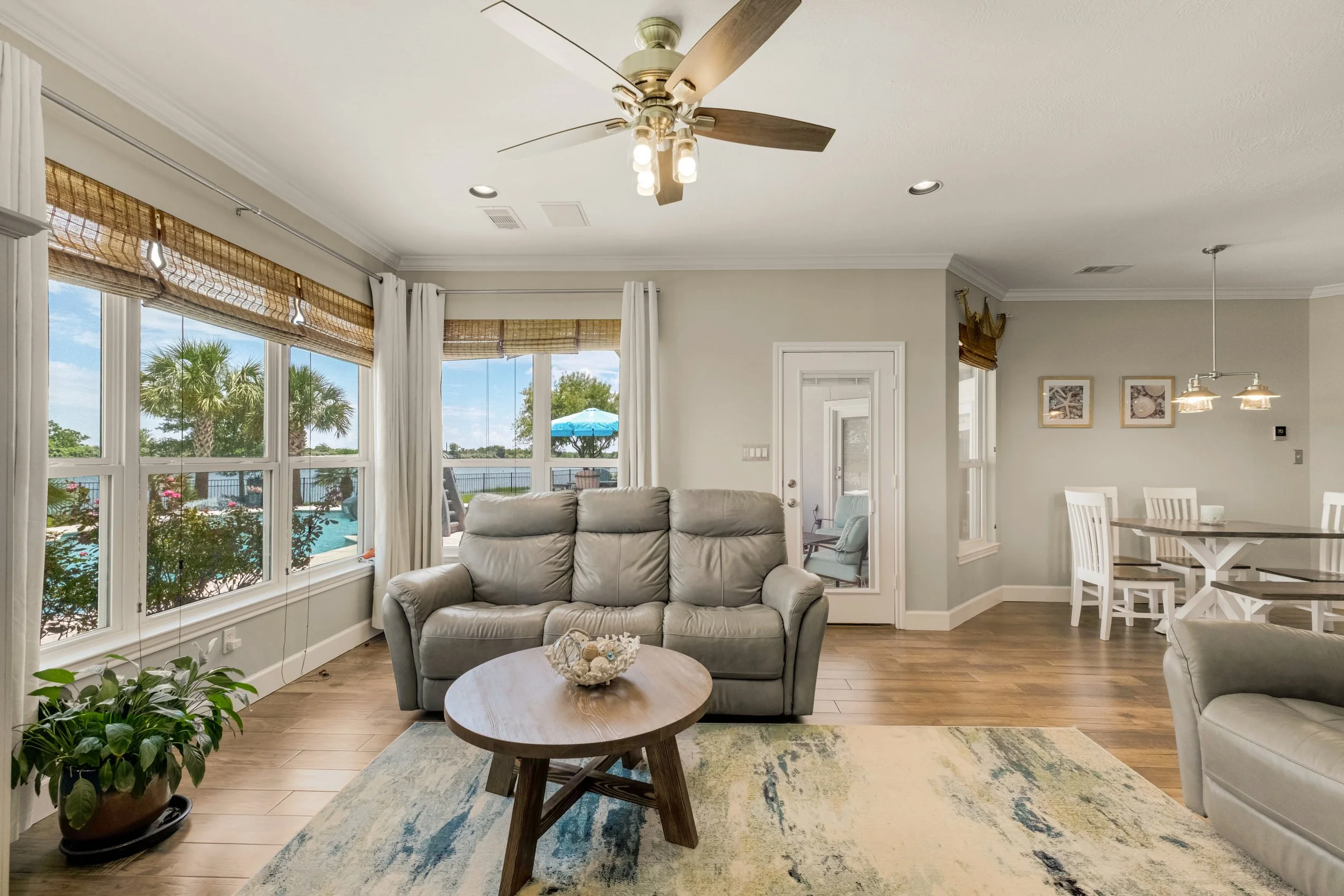 211 Lago Cir - print (26 of 62).jpg
