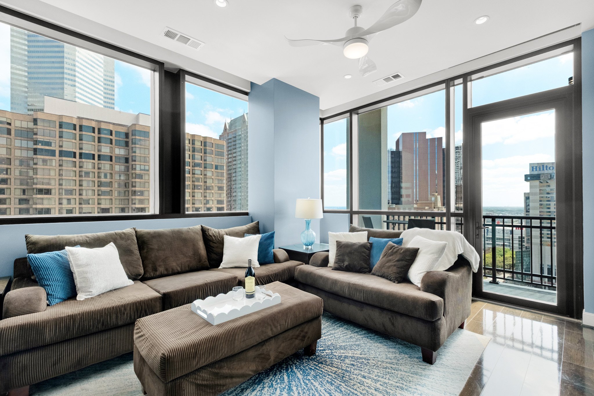 1211 Caroline 1801 - web (14 of 63).jpg