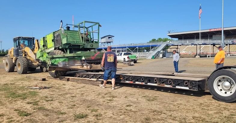 💥 Post-Crash Fest Gratitude 💥
As we look at the aftermath of Walla Walla Crash Fest 2025, we want to take a moment to thank some of the people who made it all happen behind the scenes.

A huge shoutout to Dave Konen and the crew at Koncrete Industr