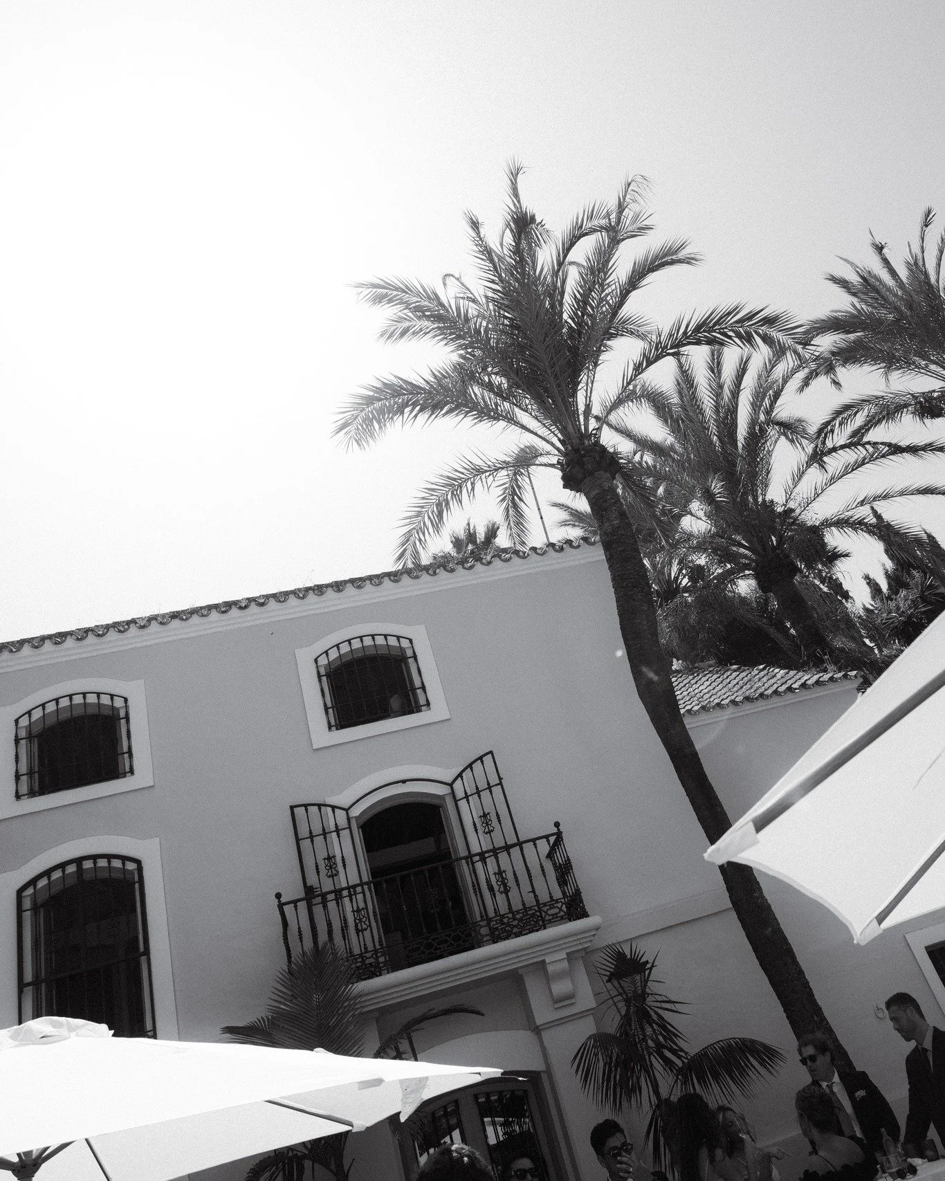 Architectural mood.

Monocromo. Minimalista. Marbella.

La Finca el Molino del Duque, en Marbella. Una espectacular finca para bodas que respira exclusividad en Manilva.
.
.
.
 #bodas2026 #fotografodebodas #bodasconestilo #bodaselegantes #molinodeldu