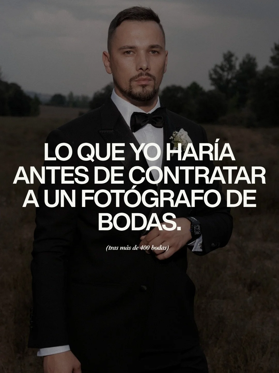 Nadie te ense&ntilde;a a elegir fot&oacute;grafo de bodas. Miras Instagram, comparas precios y rezas para no equivocarte. 
Despu&eacute;s de m&aacute;s de 400 bodas y 15 a&ntilde;os haciendo fotograf&iacute;a de bodas en Espa&ntilde;a s&eacute; exact