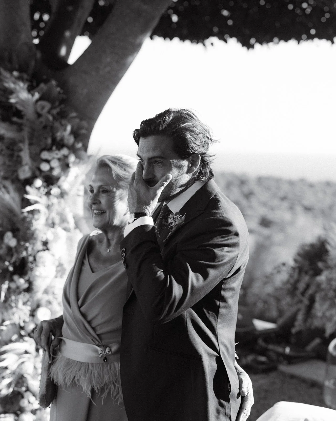 Boda en Love Garden en Bolonia, Tarifa. Esta preciosa boda en el mediterráneo de estilo documental, editorial y natural en el mes de Septiembre. Fotografo David Fernández.