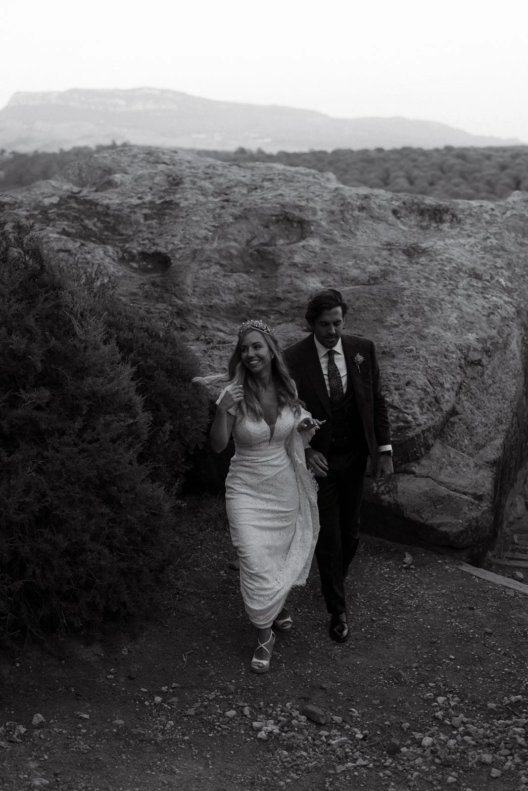Boda en Love Garden en Bolonia, Tarifa. Esta preciosa boda en el mediterráneo de estilo documental, editorial y natural en el mes de Septiembre. Fotografo David Fernández.