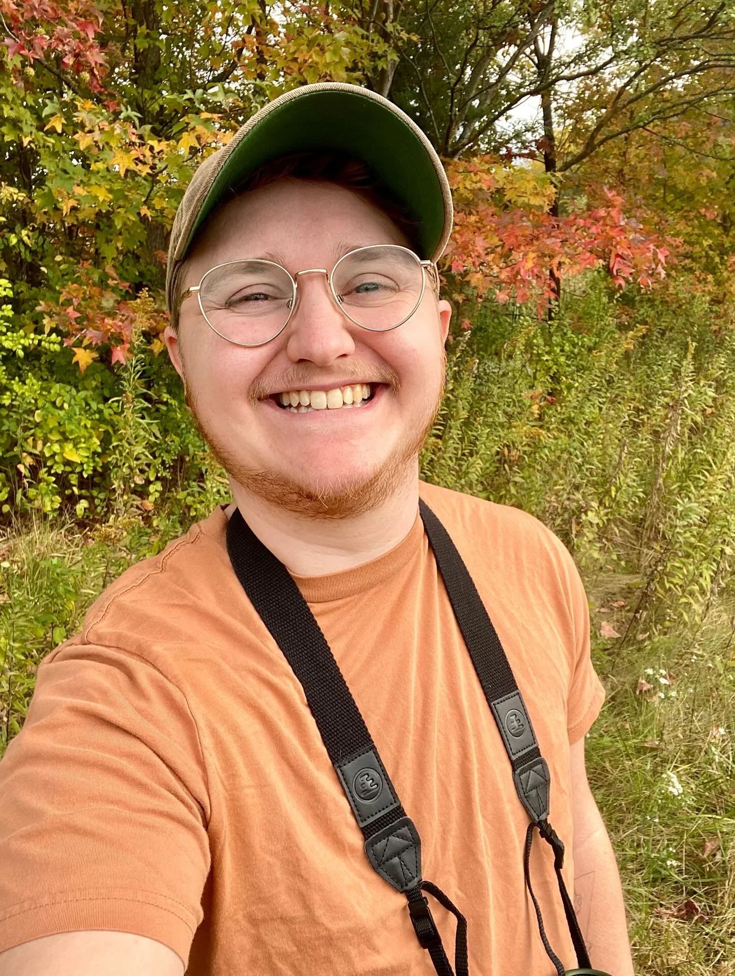 Hey y&rsquo;all! I&rsquo;m officially back in the office! I&rsquo;m excited to be back to work, and getting to see so many of my lovely clients! I got to some fun birding in my time off, swipe for some grainy photos of a couple of very cute Yellow Ru
