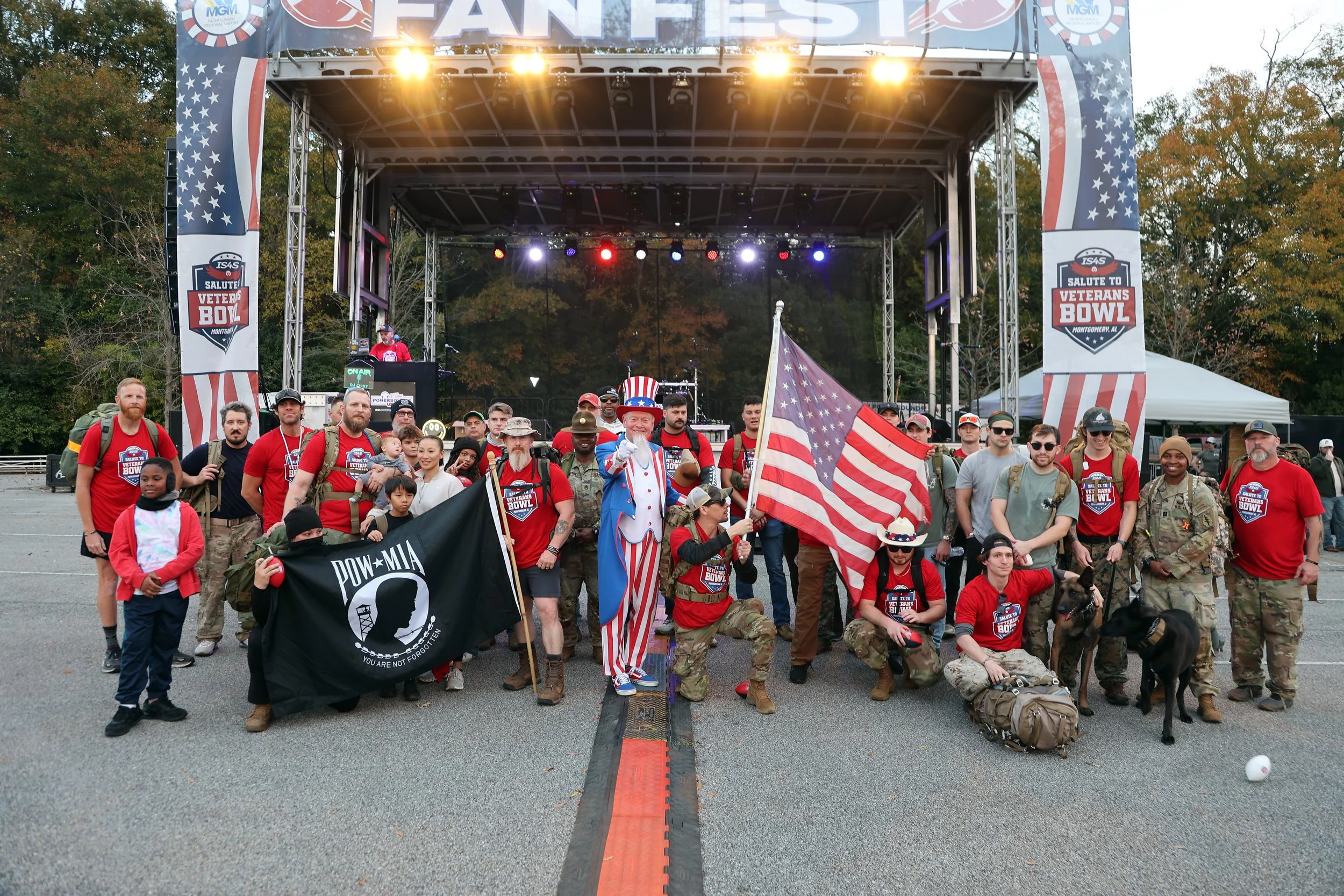 2c - Fan Fest Ruck.jpg