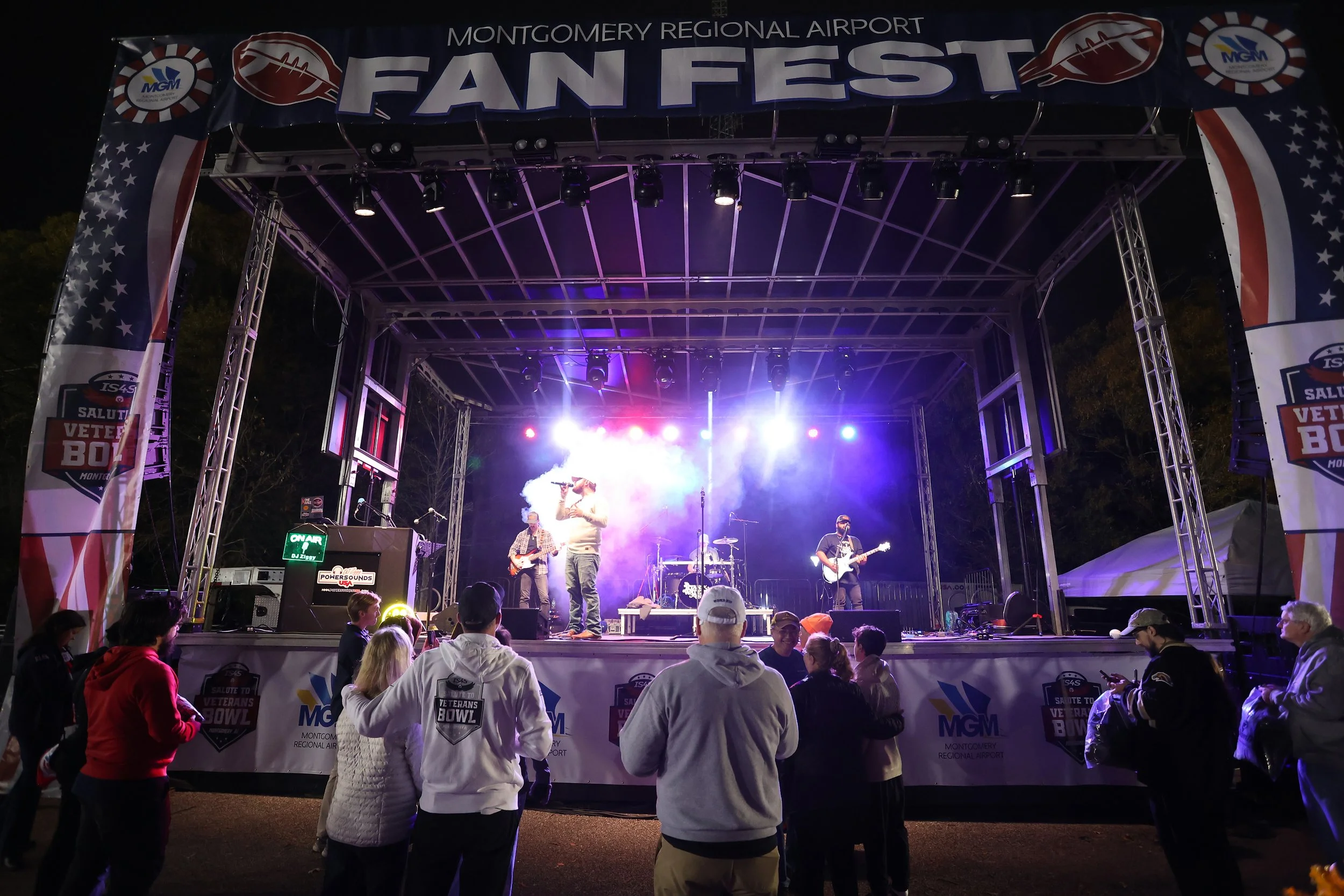 2d - Fan Fest.jpg
