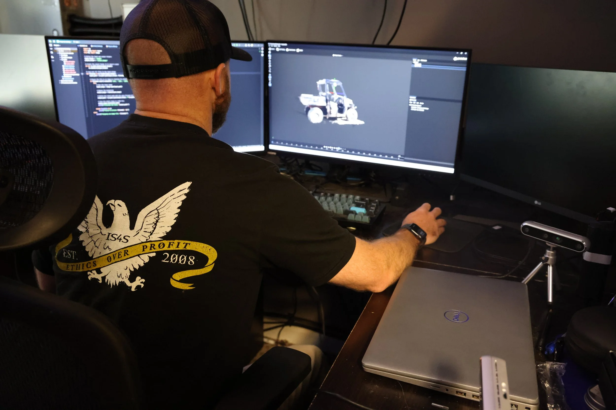 PG 4 - Computer worker - 6L4A3040.JPG