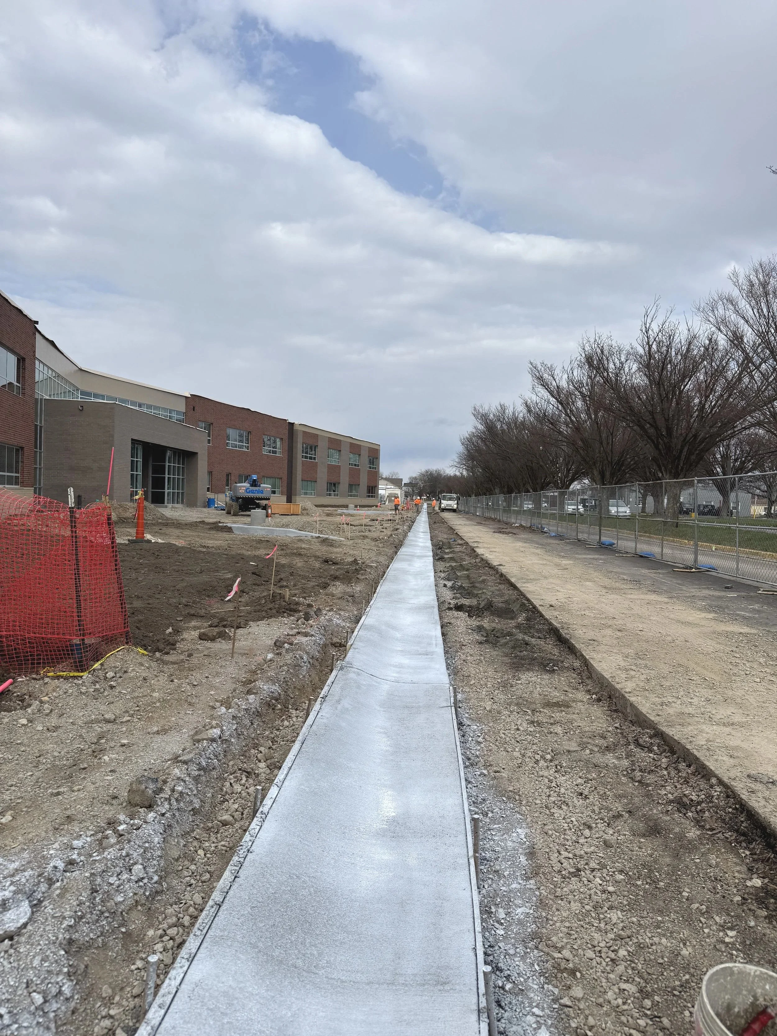 rollover curb - West Carollton Elementary School