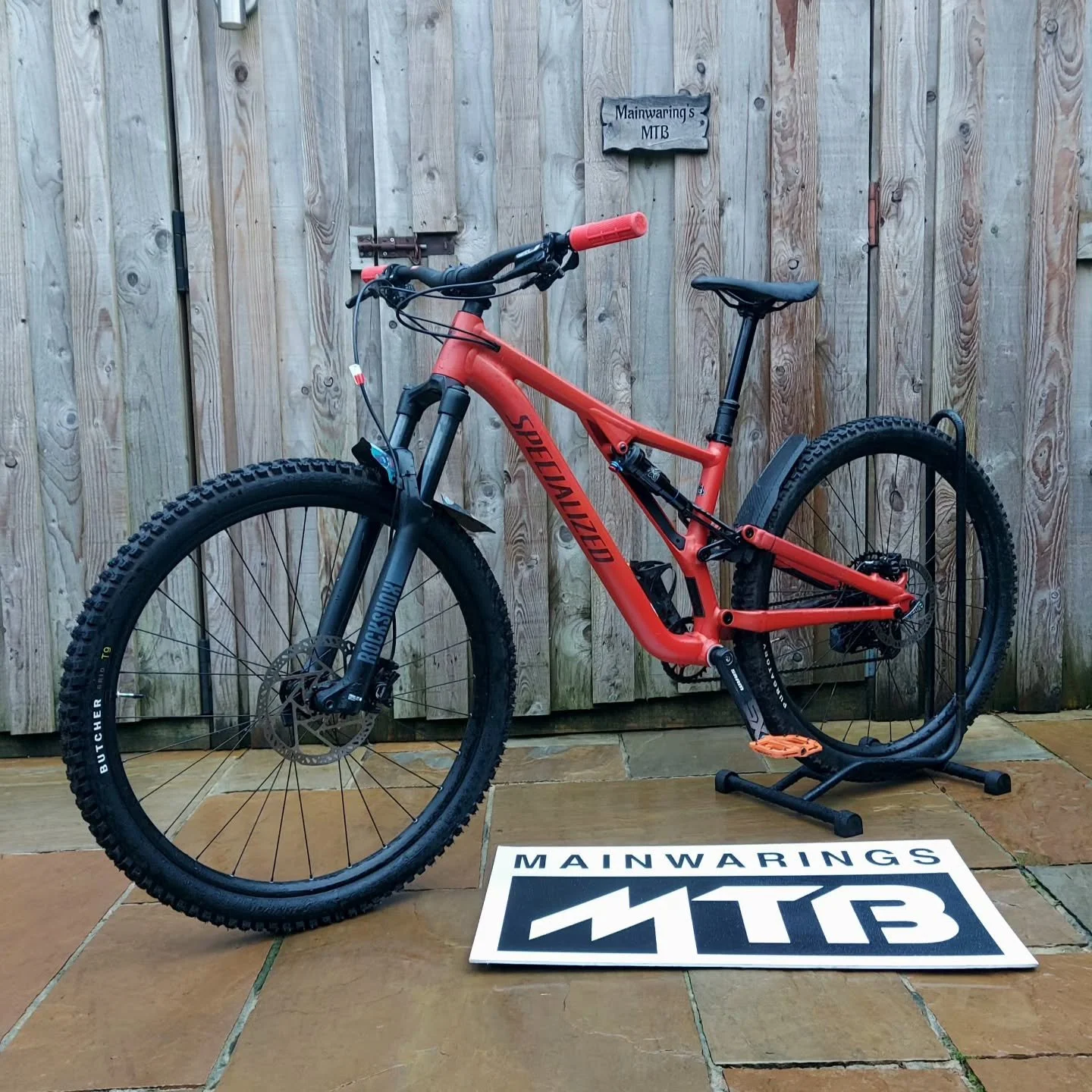 Specialized stumpjumper 
Medium 29er 
&pound;1295

Wales' largest selection of quality, pre-owned mountain bikes!

Not all available bikes are listed, over 100 bikes in stock!

Opening hours by appointment 09:00-18:30 mon-fri

Check out our other lis