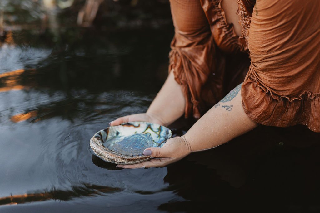 7 Signs You Have High-Functioning Anxiety (and Why No One Believes You)