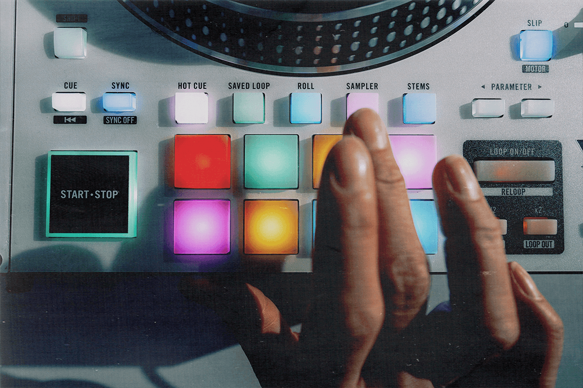 https---hypebeast.com-image-2025-08-29-rane-one-mkii-dj-controller-new-launch-info-03.png