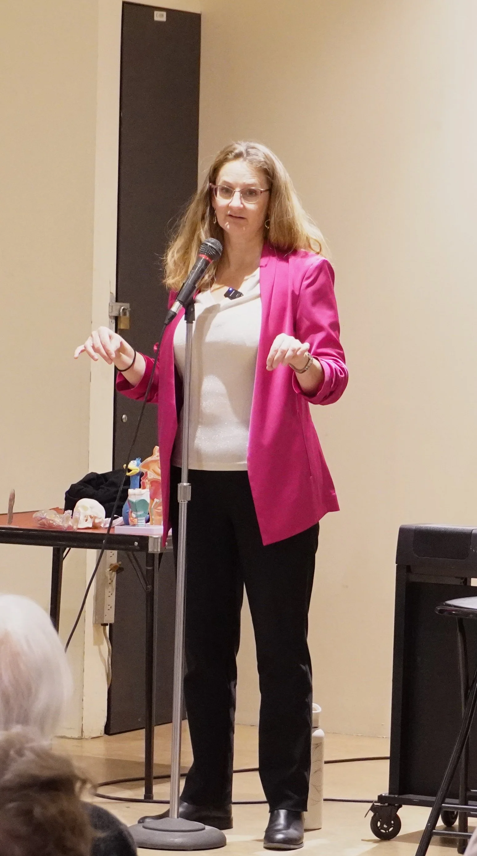 veste rose explique  - coupé.jpeg