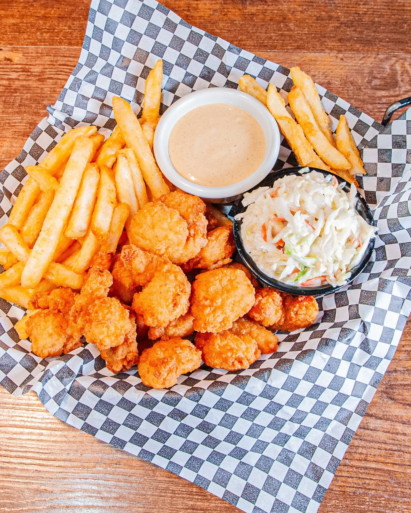 Our new Honey Butter Biscuit Shrimp Basket is sweet, crispy, tender, and perfect for dipping in our house-made chipotle aioli 🍯🍤⁠
⁠
🏈 Come catch the game with us today and cheer on the Seahawks with some great eats and drinks. Staying in? Skip the