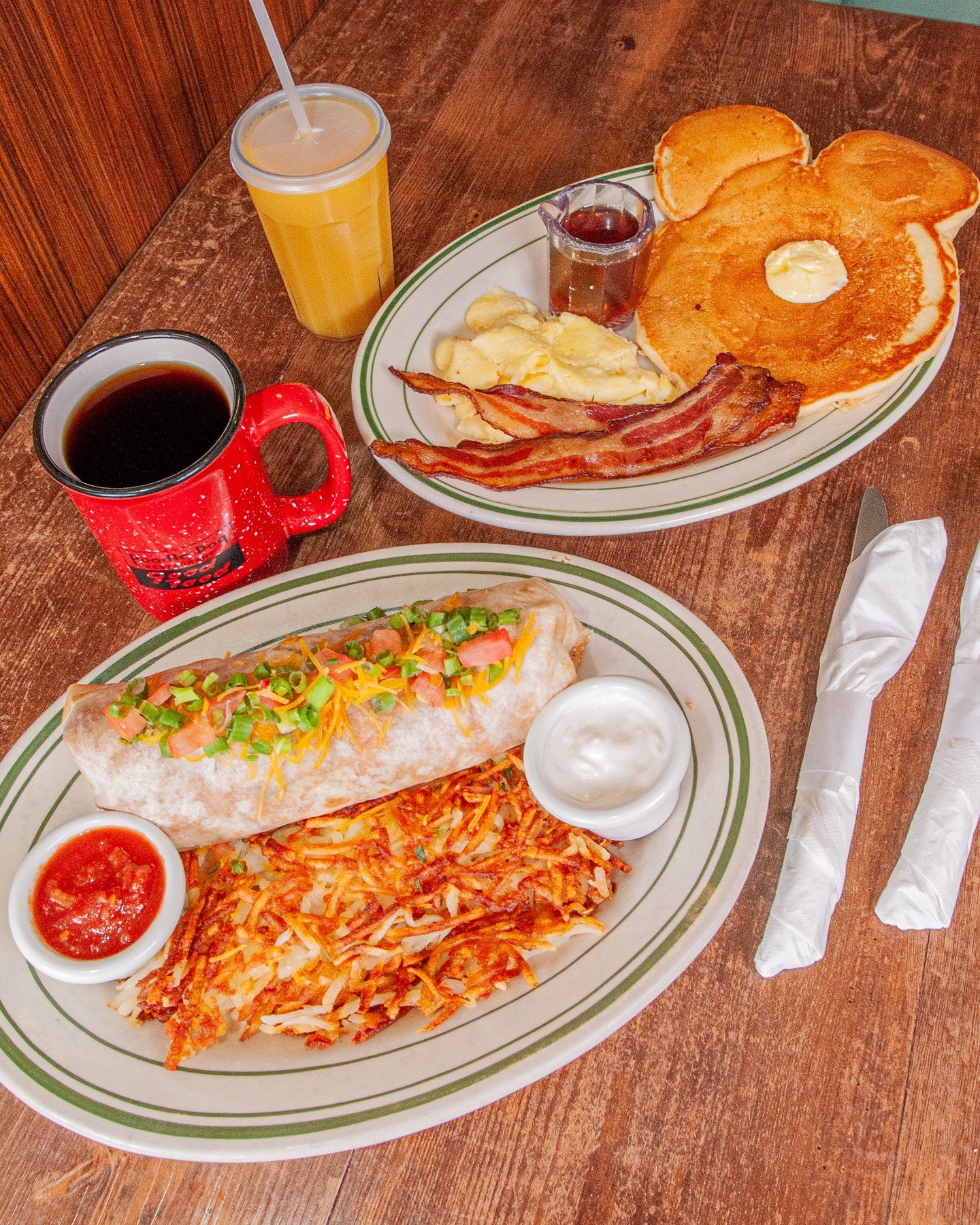 Come on by and feed the whole family. Big appetites, little appetites, we&rsquo;ve got you covered!