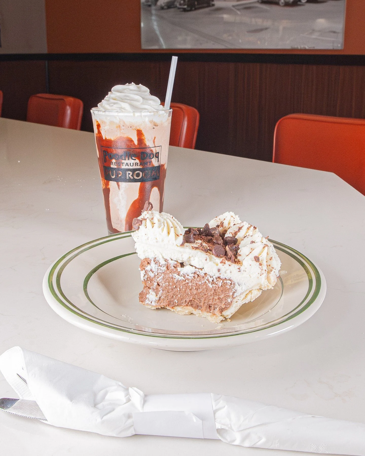 How about something sweet to kick off your weekend right? 😋