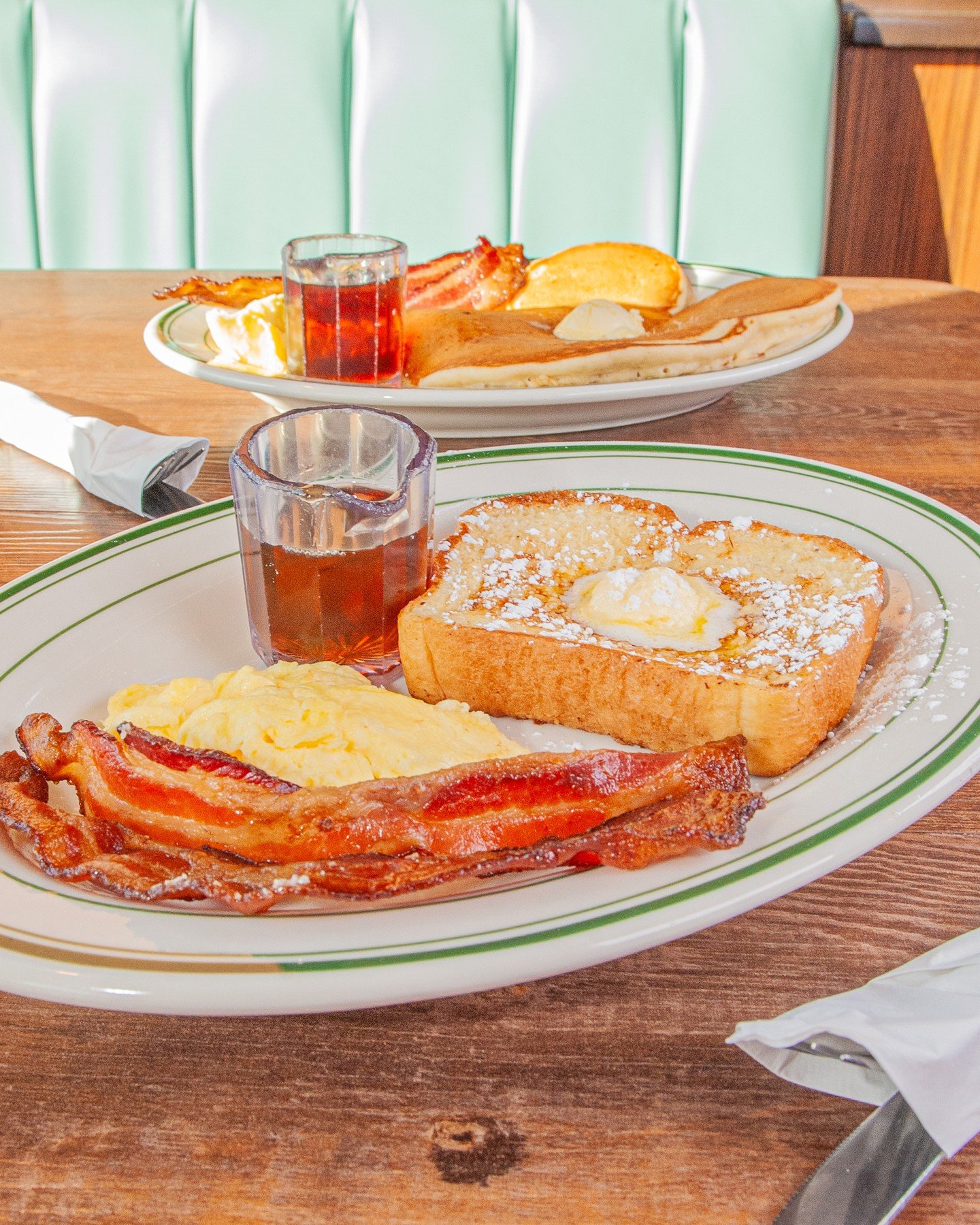 From breakfast to lunch and dinner, our Kids Menu has something for every young appetite. Stop by with your little one (12 and under) and enjoy a family-friendly meal!
