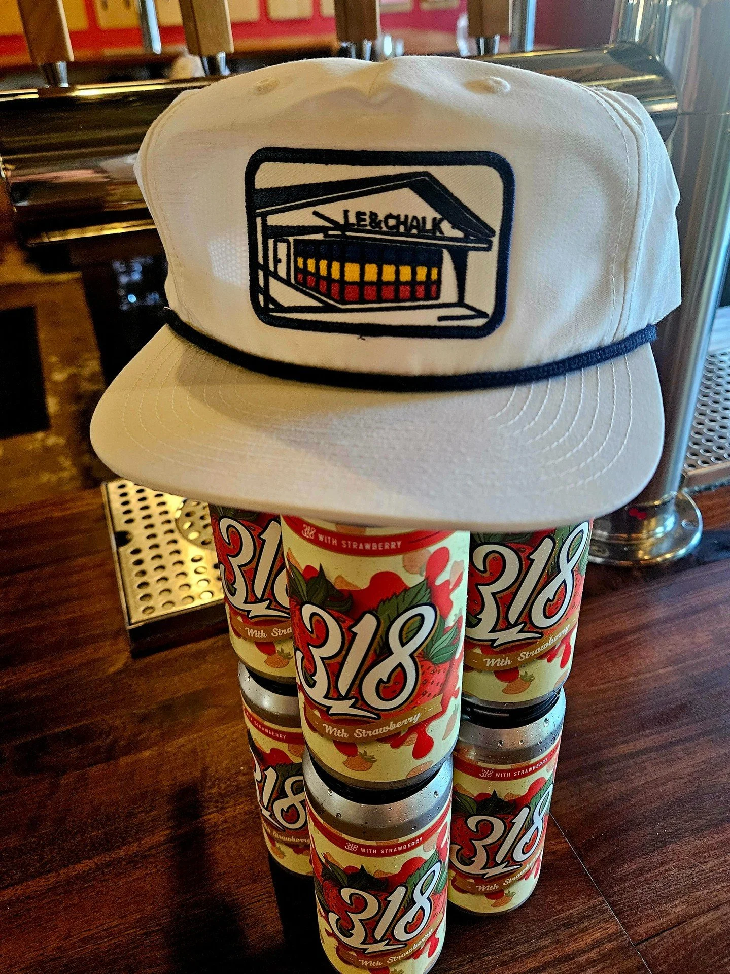 Trivia Wednesday Giveaway 🍻🧢
We&rsquo;ve teamed up with @leandchalk for this week&rsquo;s prize!

Tonight&rsquo;s BONUS question is all about the brewing process 👀
Closest guess takes home this fresh new hat.