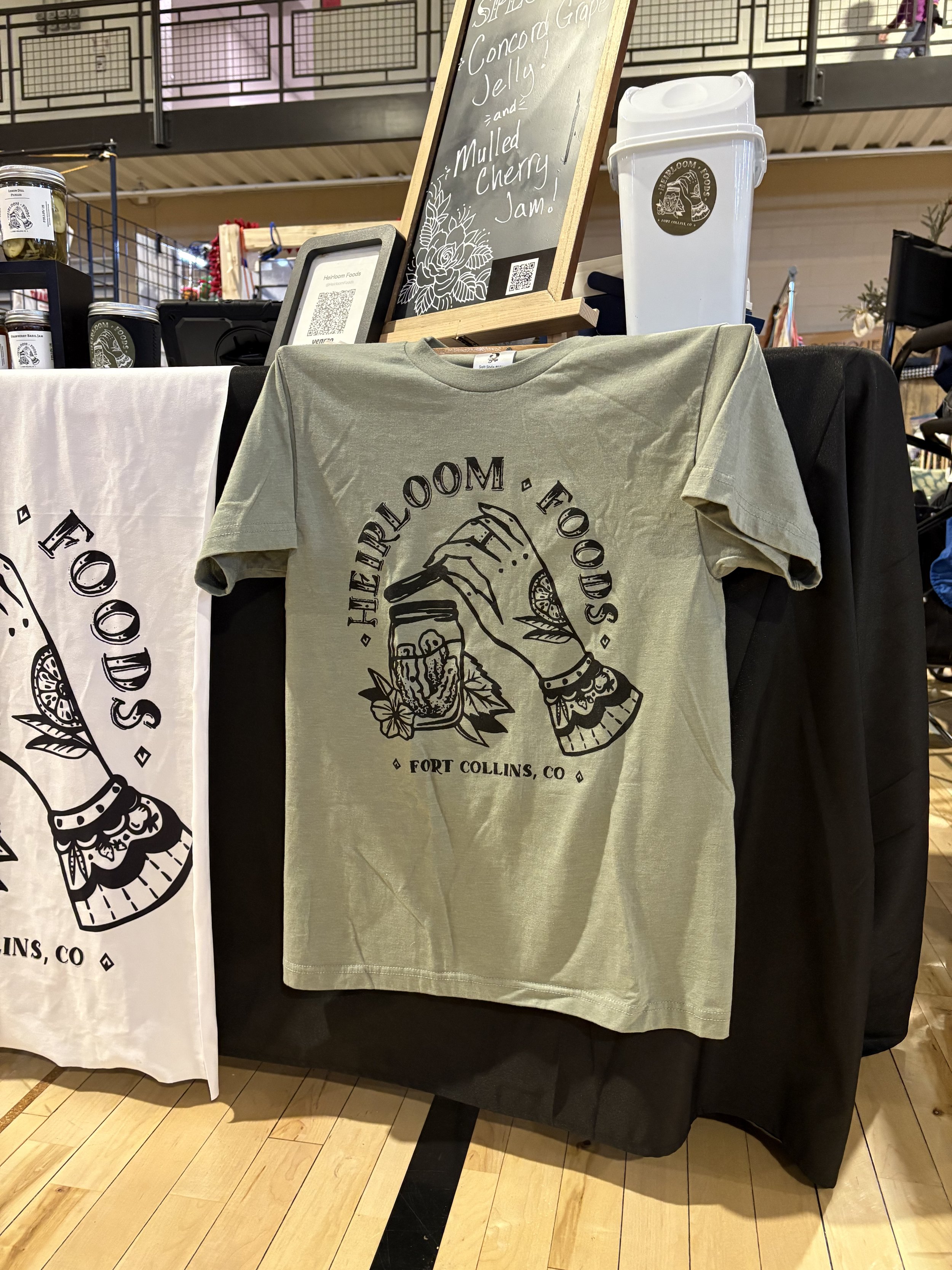 T-Shirt