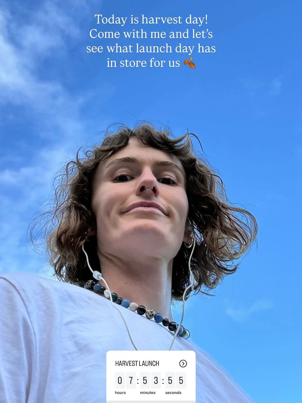 Come spend a day with a sleep deprived little freak
👁️👄👁️