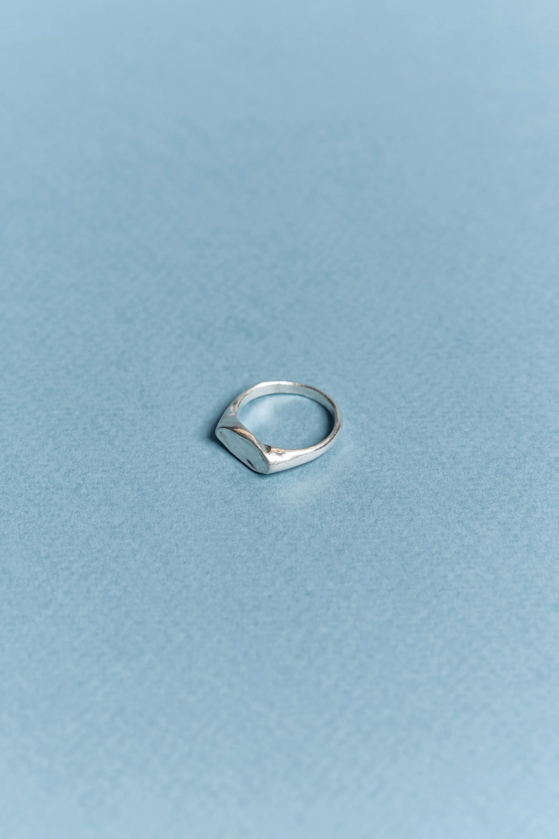 Ondine Oval Ring - Sterling Silver | 9ct Gold