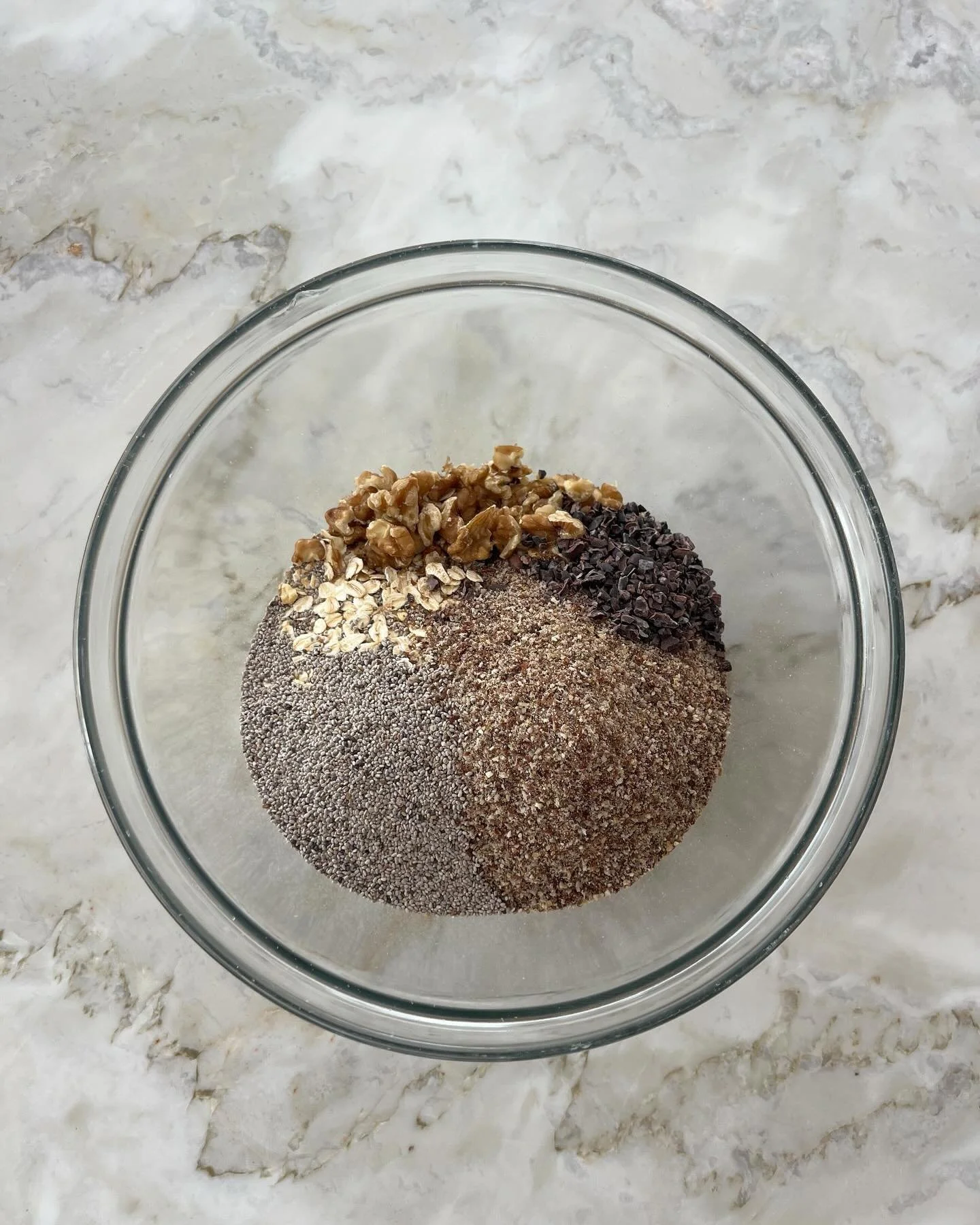 Homemade lactation muesli created by Jessica for one of our beautiful clients who has just had a new baby. Swipe to see the end result 💕

What were your go to snacks after having a baby?