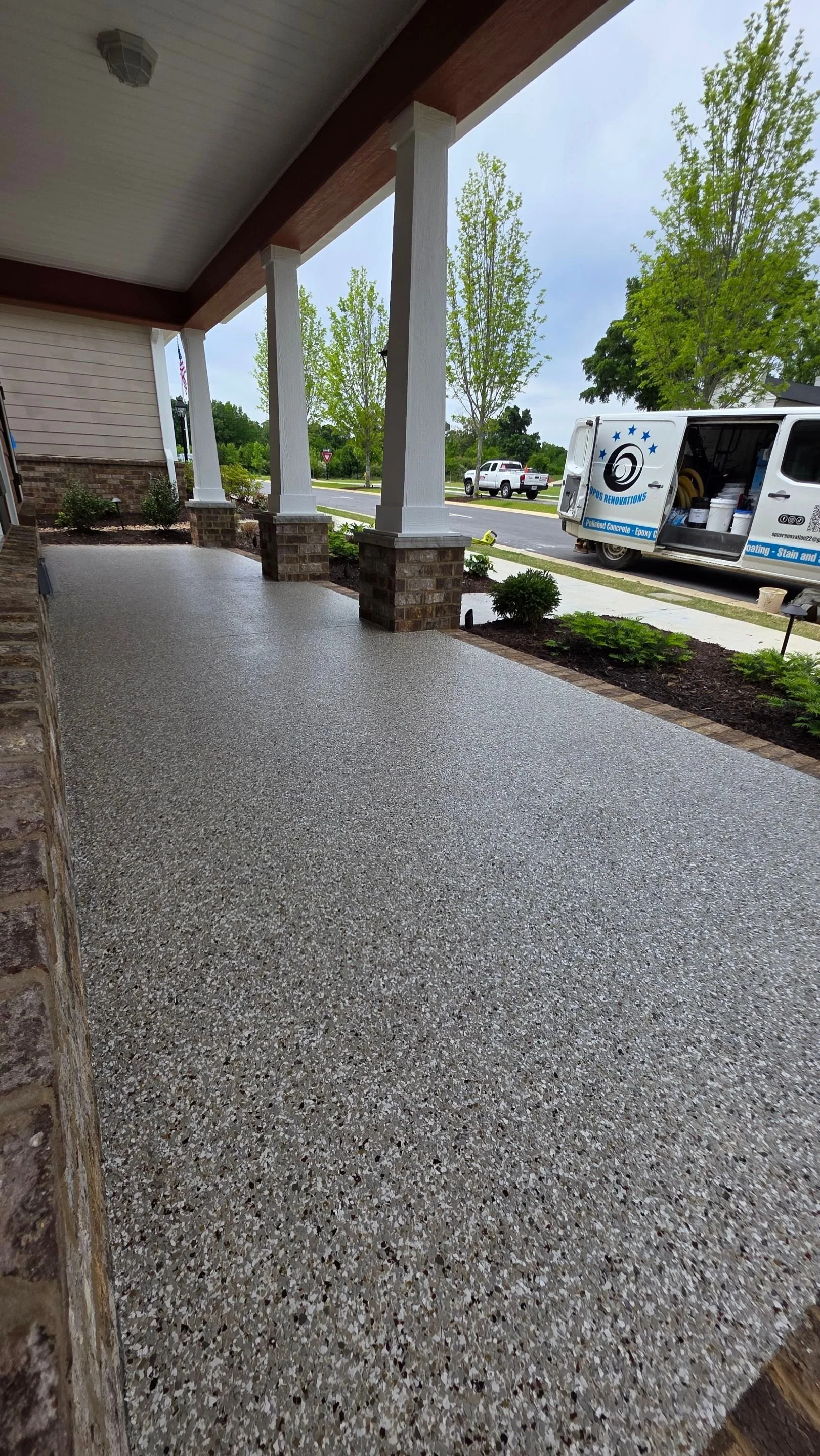 Creeckbed flake porch 