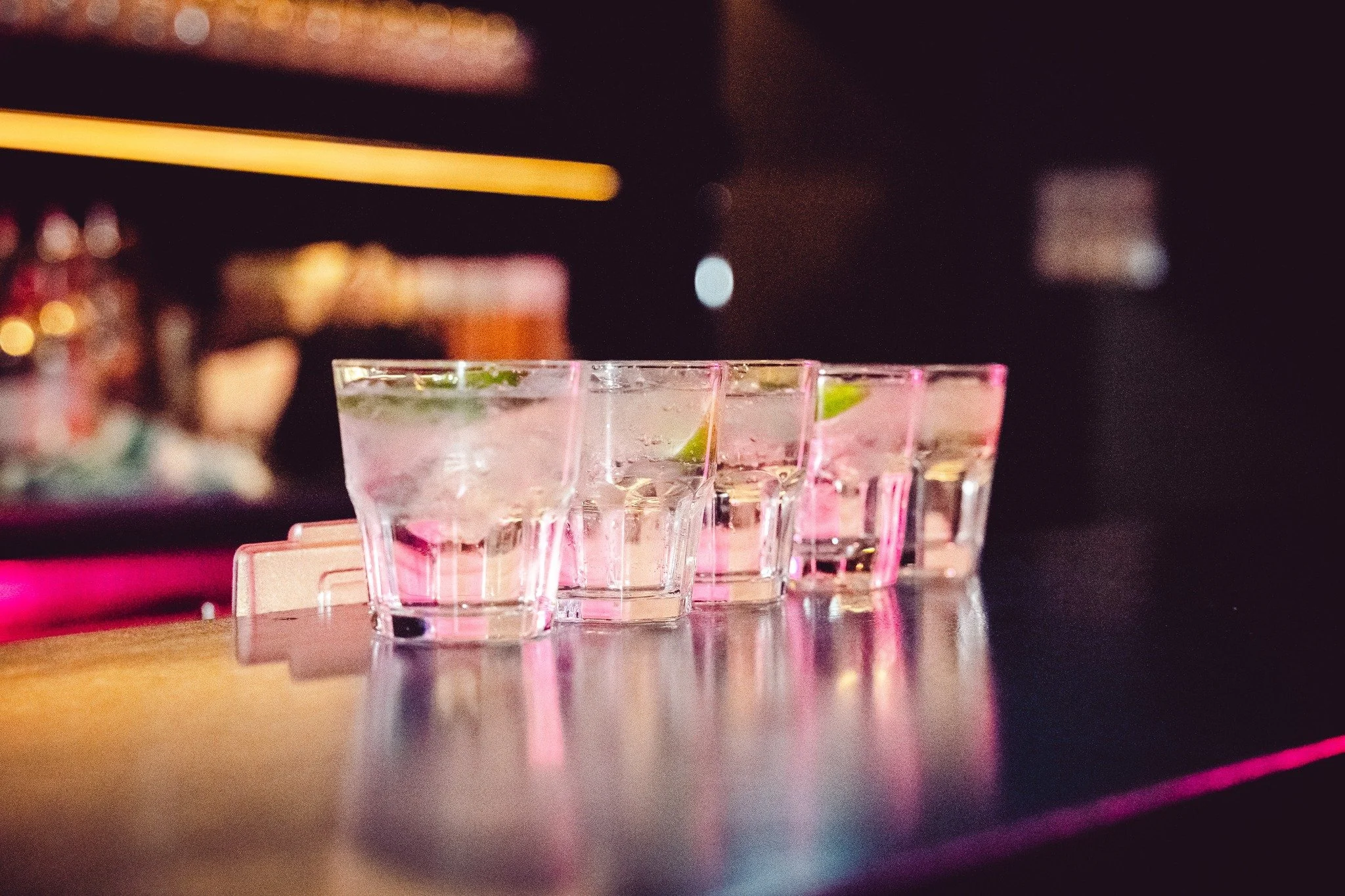 Burgers and cocktail? Yes please! Grab your mates and head to GND for a night of fun, feeds, and sippin! Book your table now!