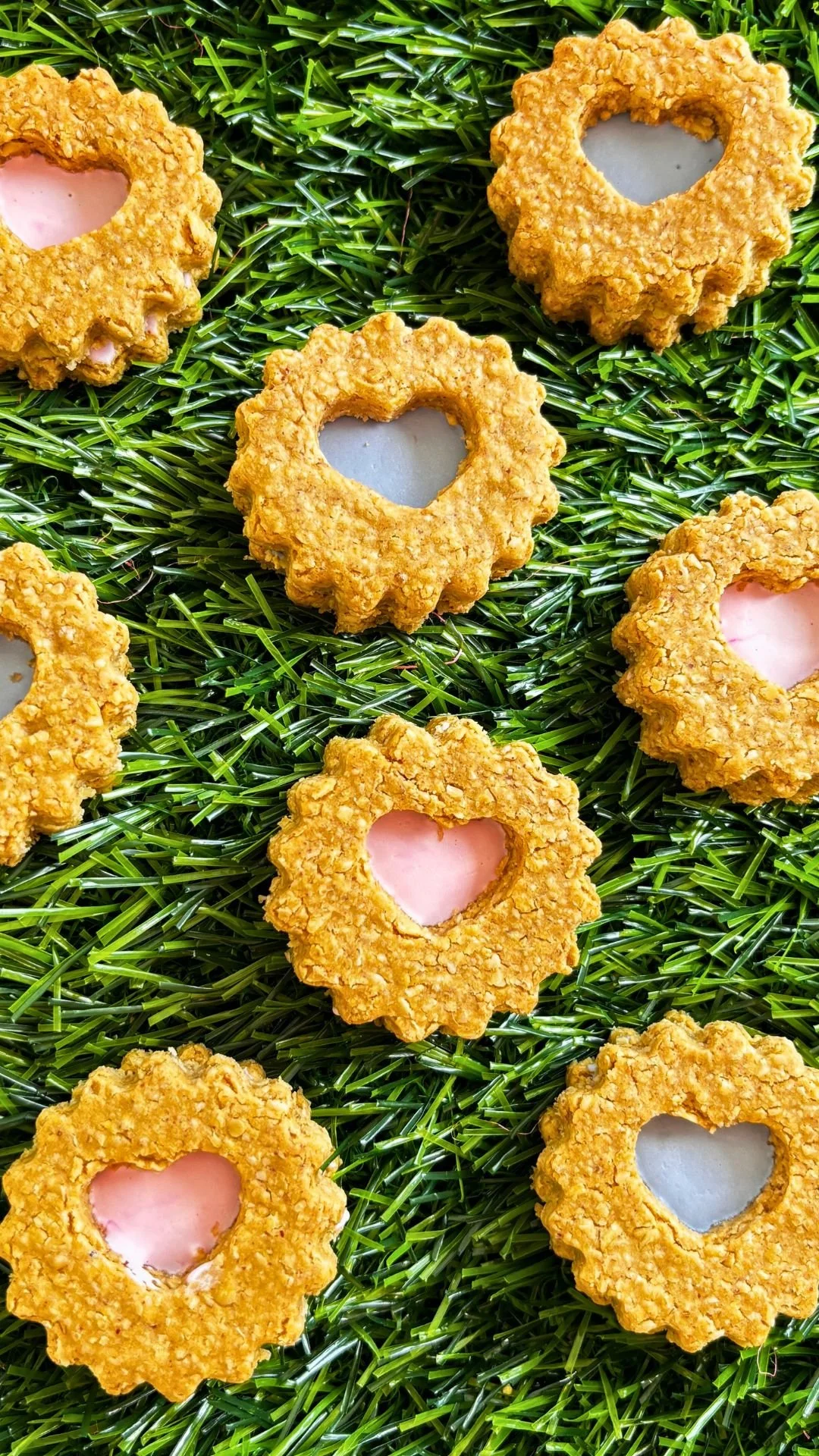 Woofy Heart Munchies