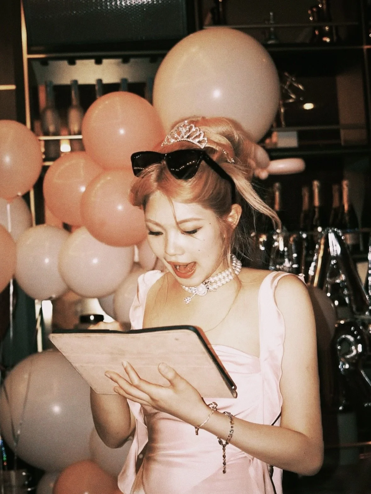 Celebrating milestones with @vera_zzzyuwei inside VIP 168 🎈🥂✨ Planning a birthday or event? Explore five gorgeous private event spaces at Ocean 12.

Ocean 12&rsquo;s VIP rooms deliver an exclusive experience designed for guests who value privacy an