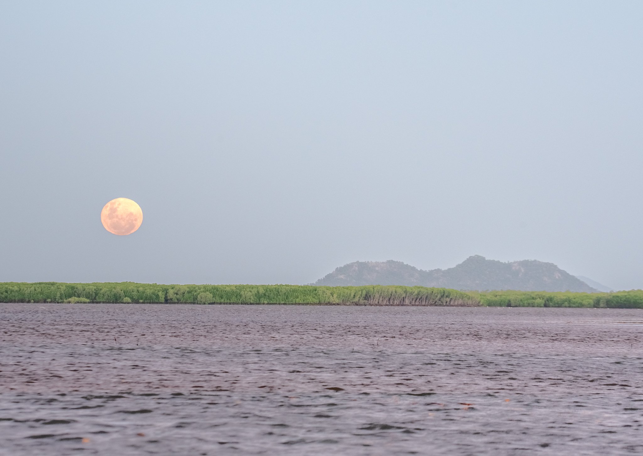 Full Moon RIse, Molongle Beach Queensland