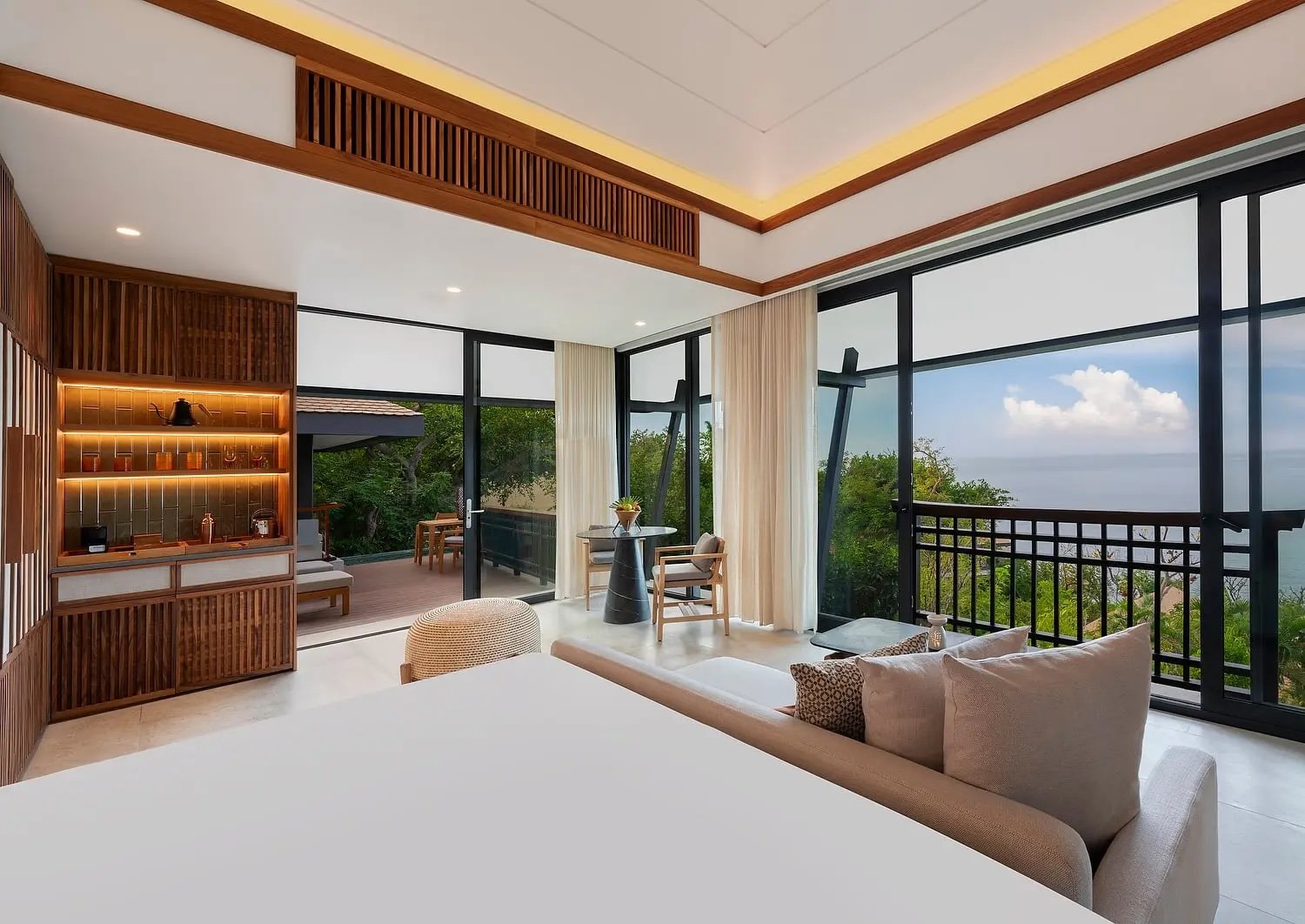 OCEANFRONT_POOL_VILLA-CABO_MARQUES-ACAPULCO.jpeg